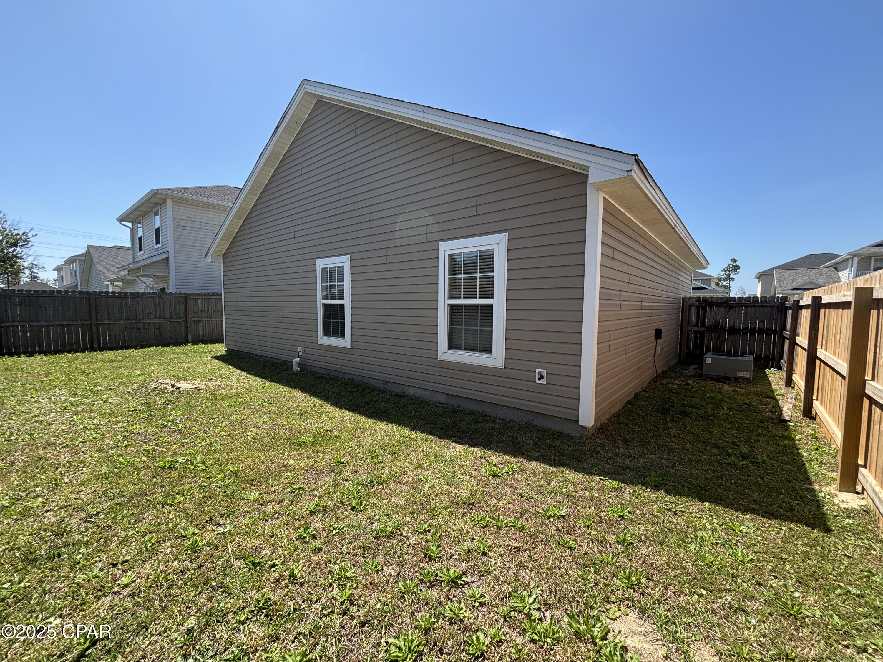 [No Recorded Subdiv] - Residential Lease
