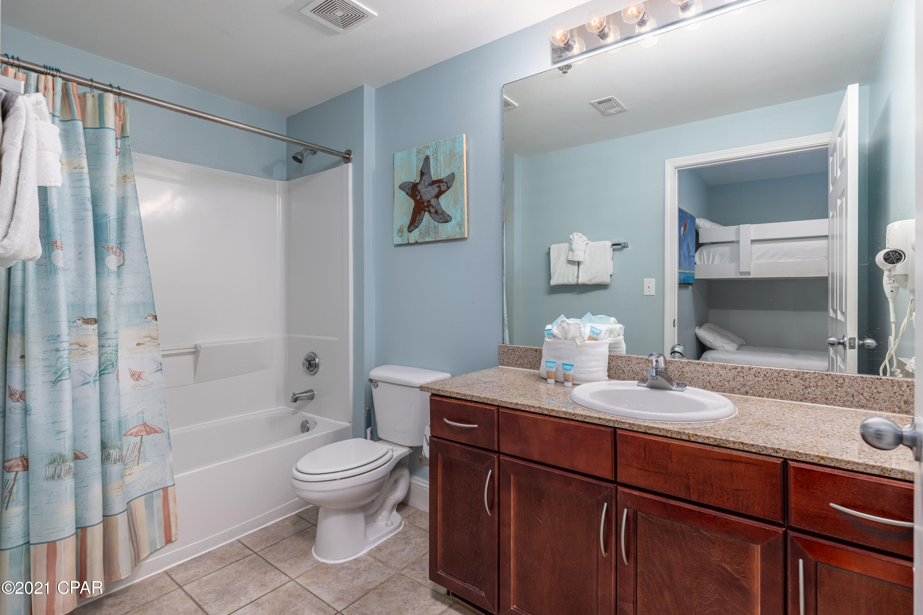 Laketown Wharf - Residential