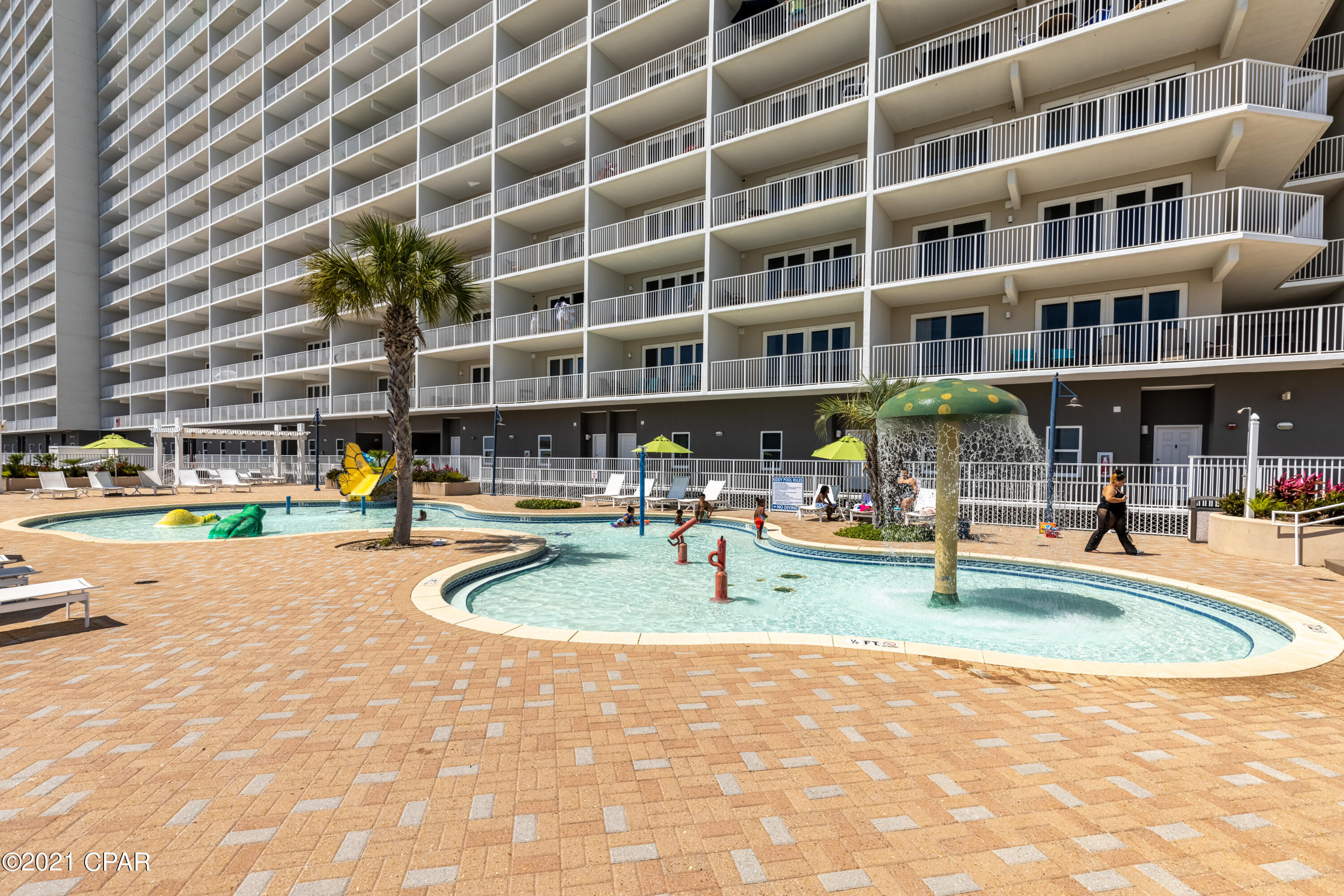 Laketown Wharf - Residential