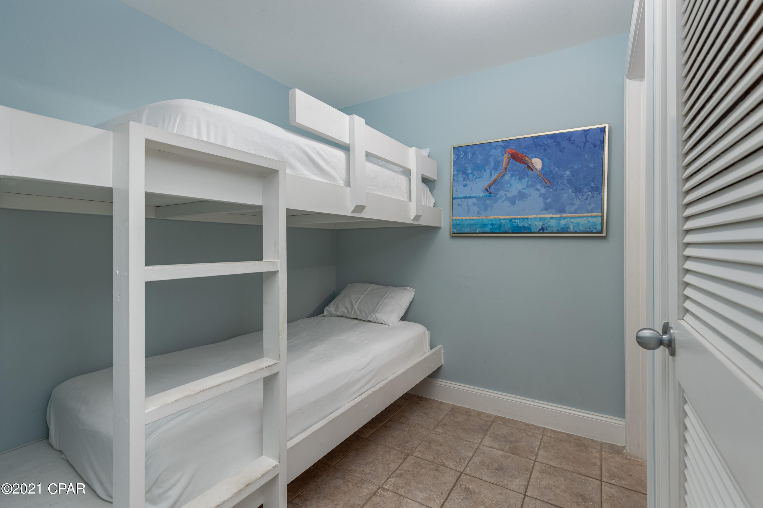 Laketown Wharf - Residential