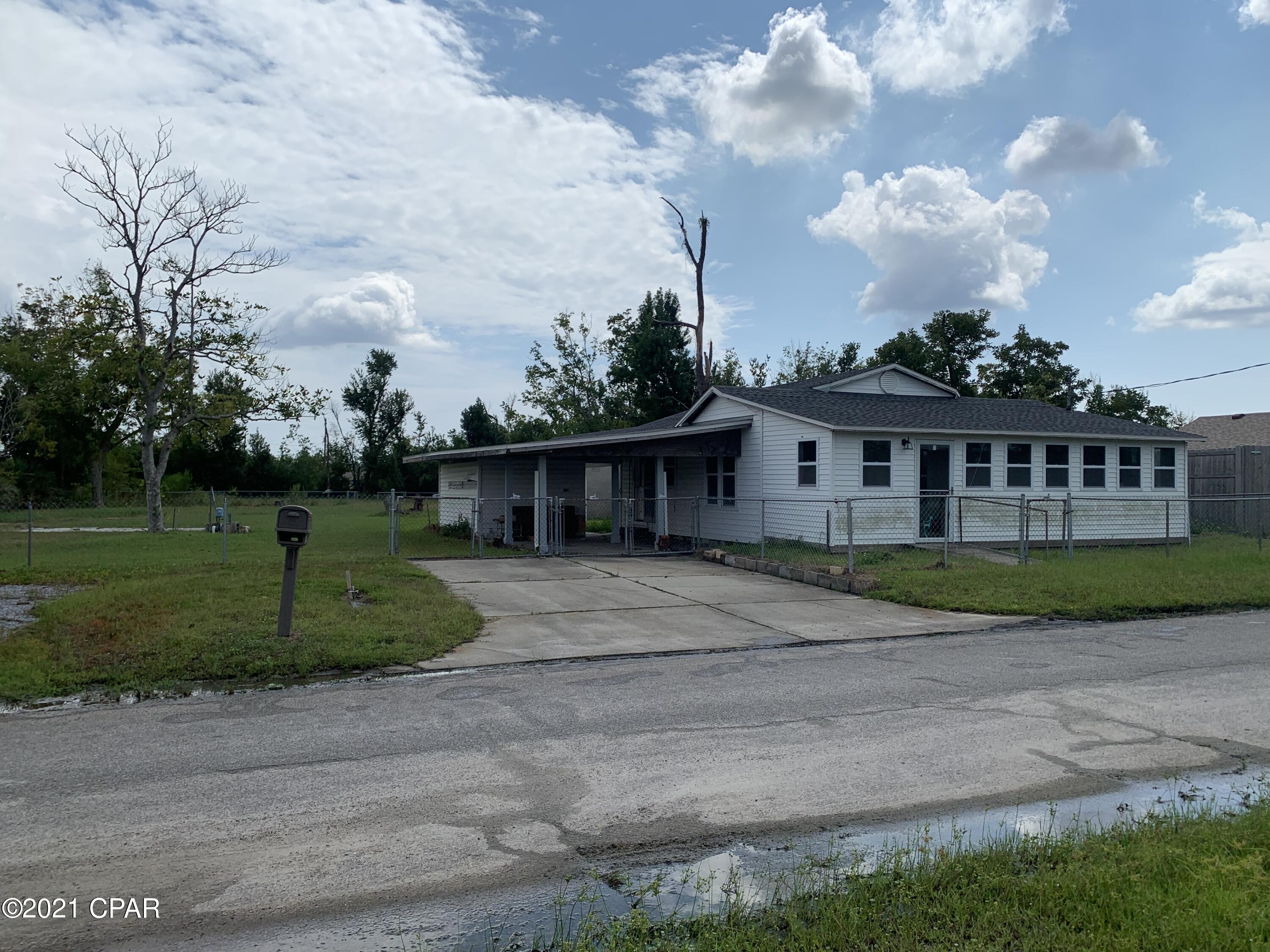 [No Recorded Subdiv] - Residential