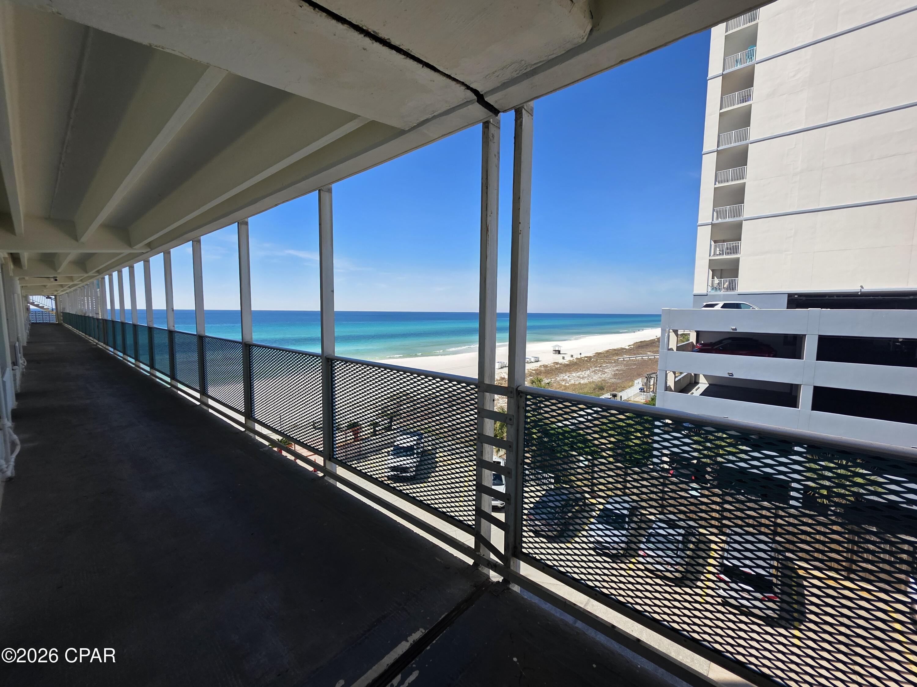 Fontainebleau Terrace - Residential