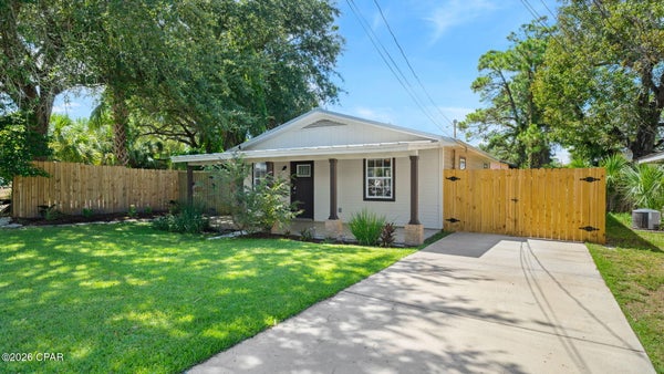 3926 SABAL ST, PANAMA CITY BEACH, FL 32408 - Image c5e667921bdde4e41cc83e27331ebe9d/2089351343