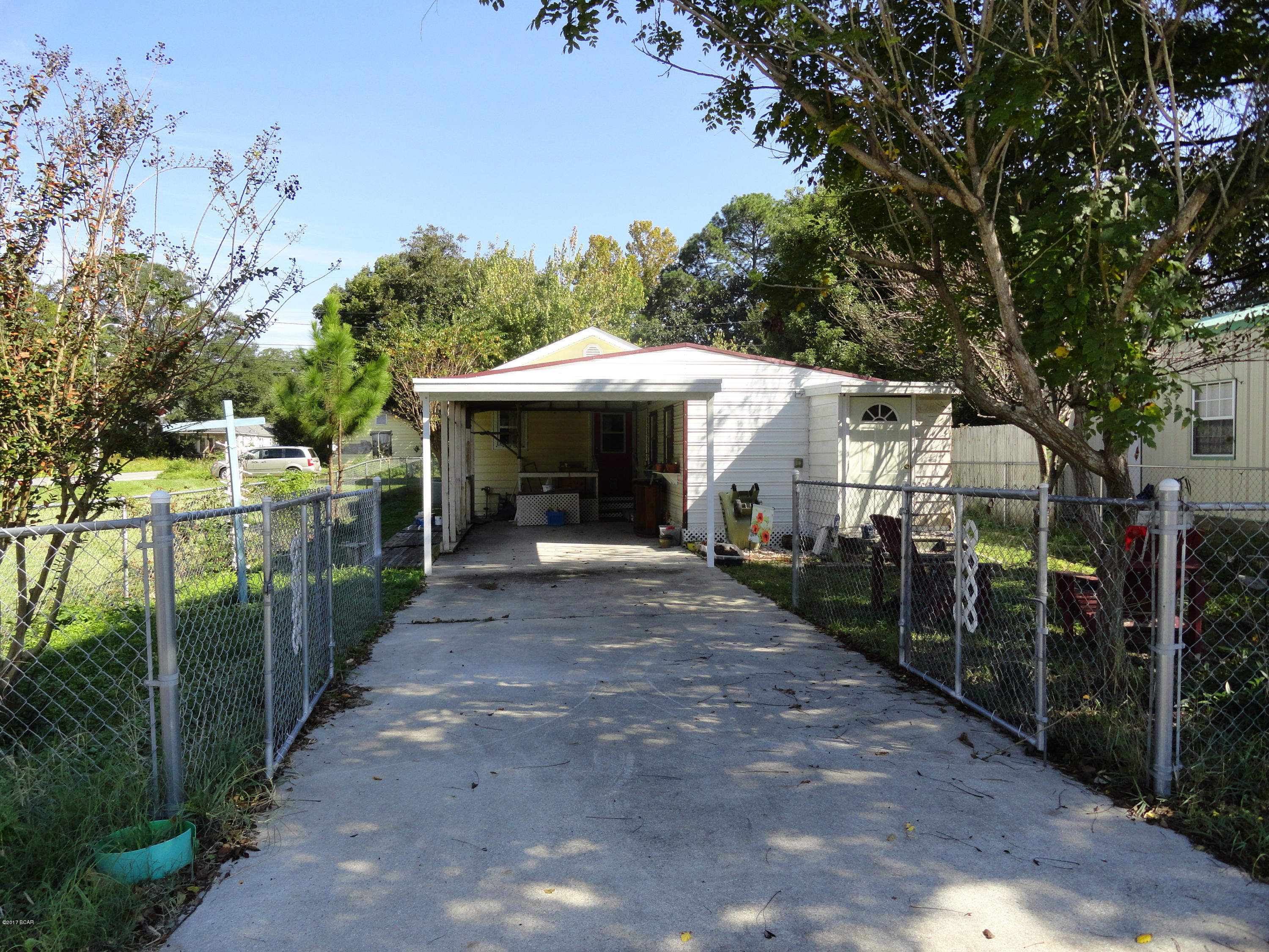 [No Recorded Subdiv] - Residential