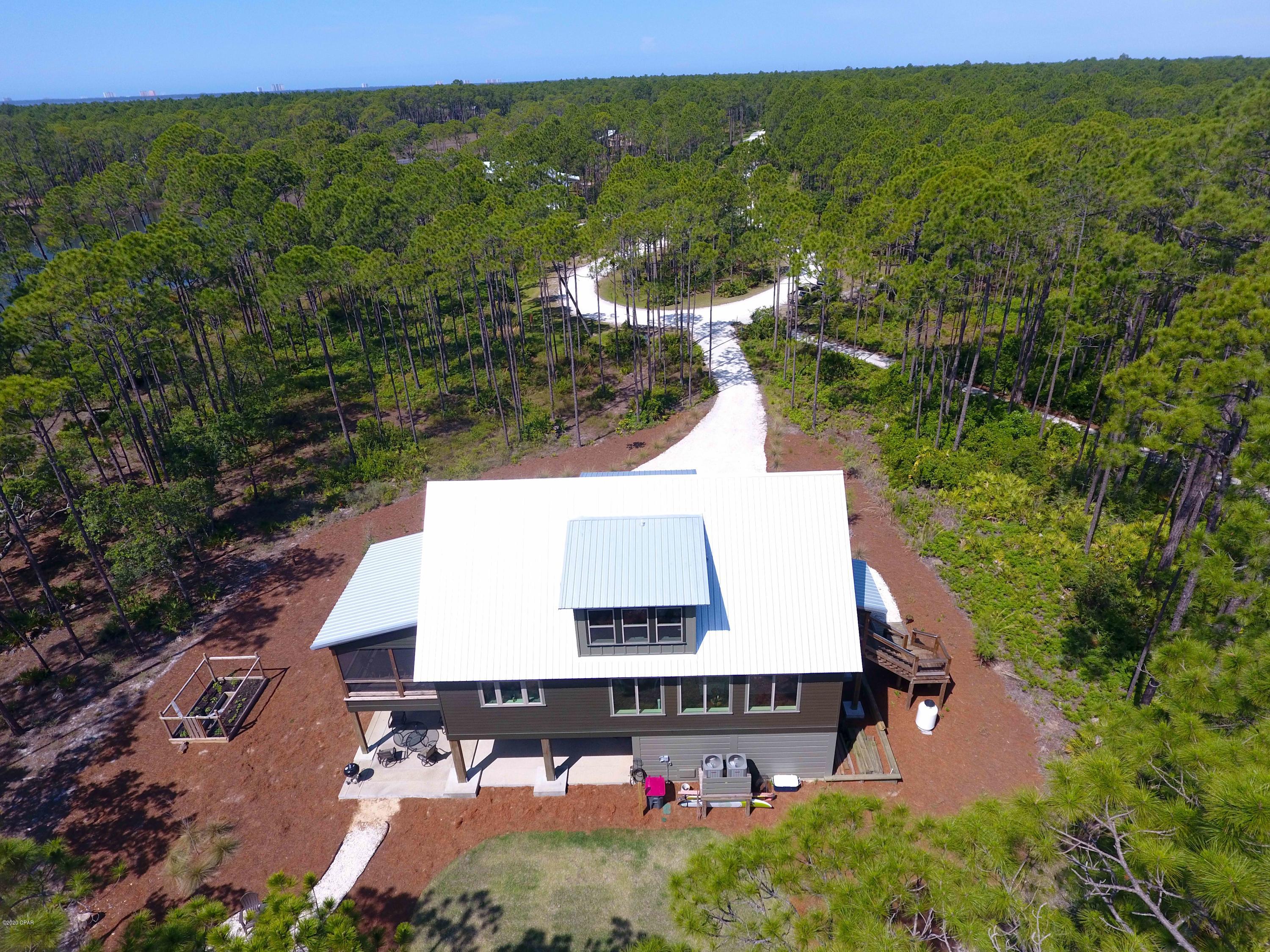 Rivercamps On Crooked Creek - Residential