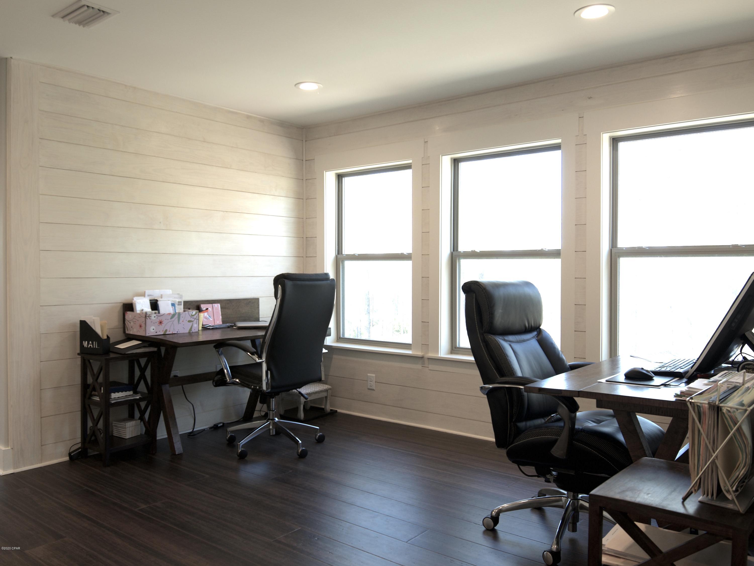 Rivercamps On Crooked Creek - Residential