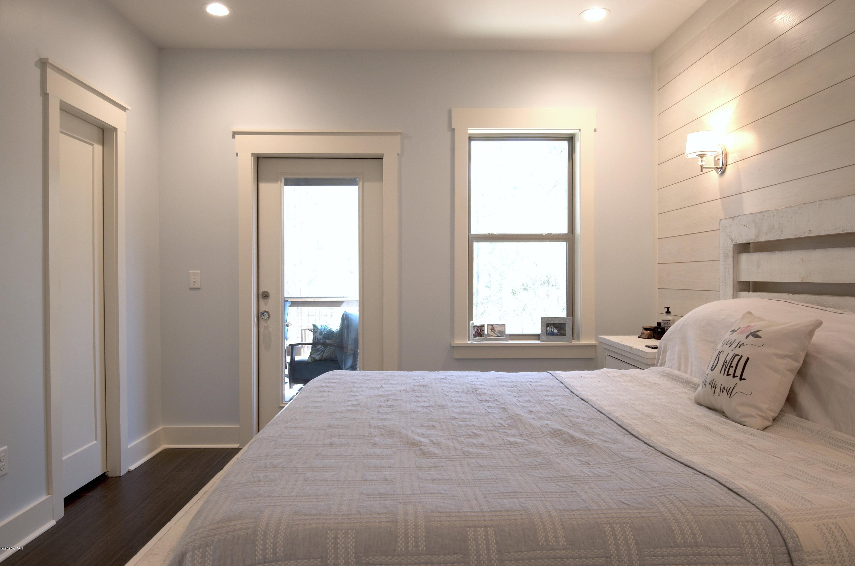 Rivercamps On Crooked Creek - Residential