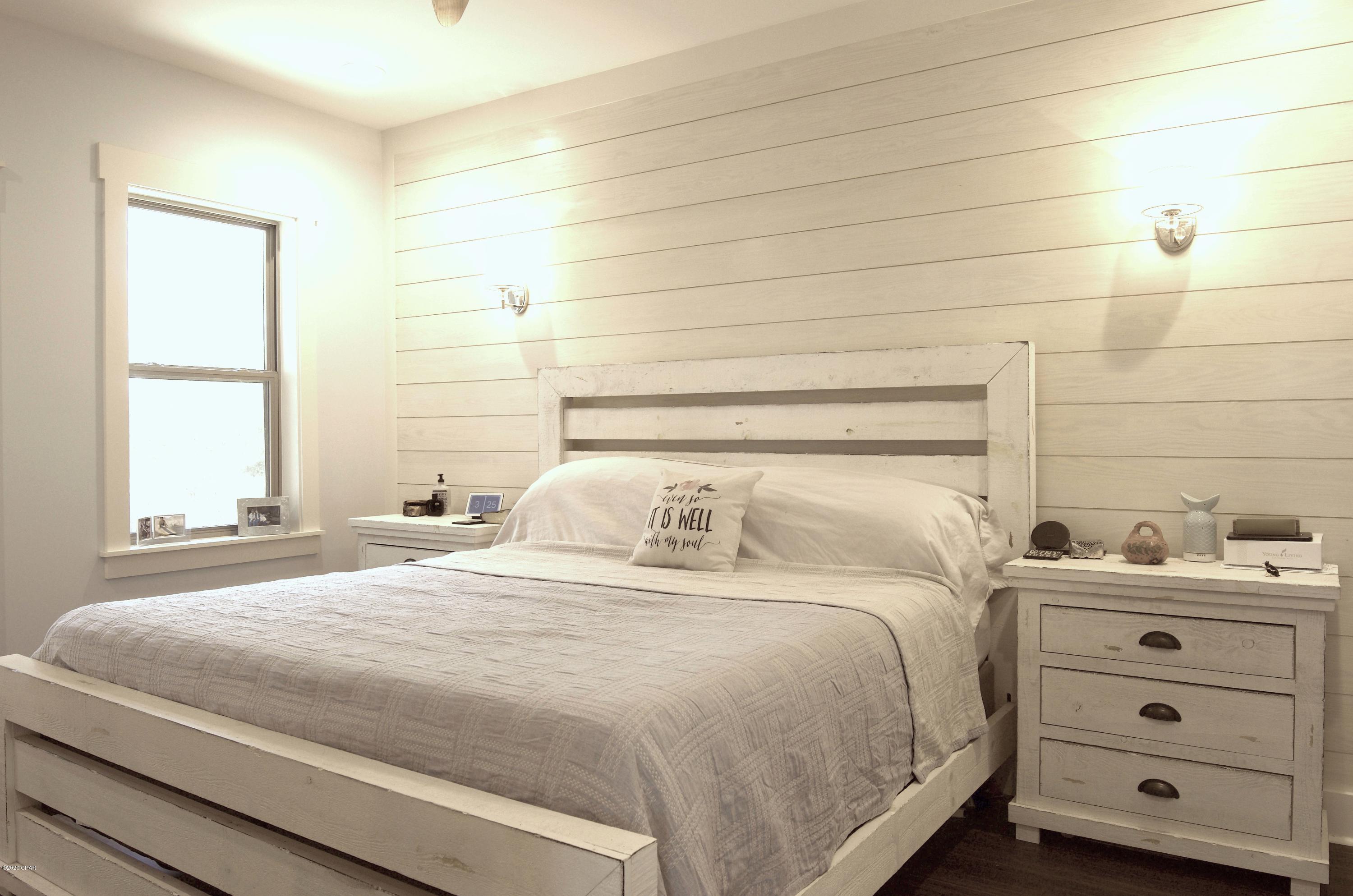 Rivercamps On Crooked Creek - Residential