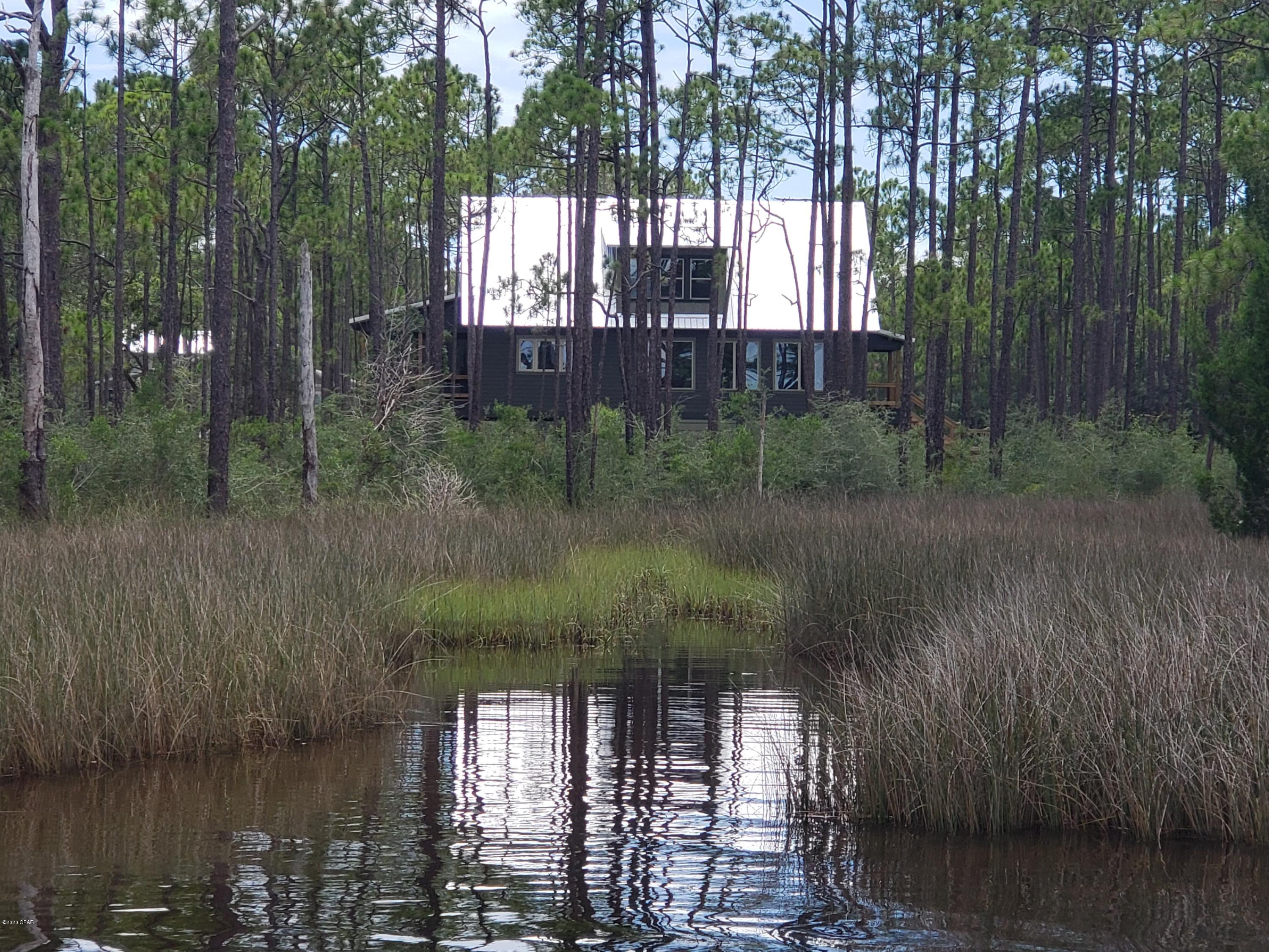 Rivercamps On Crooked Creek - Residential