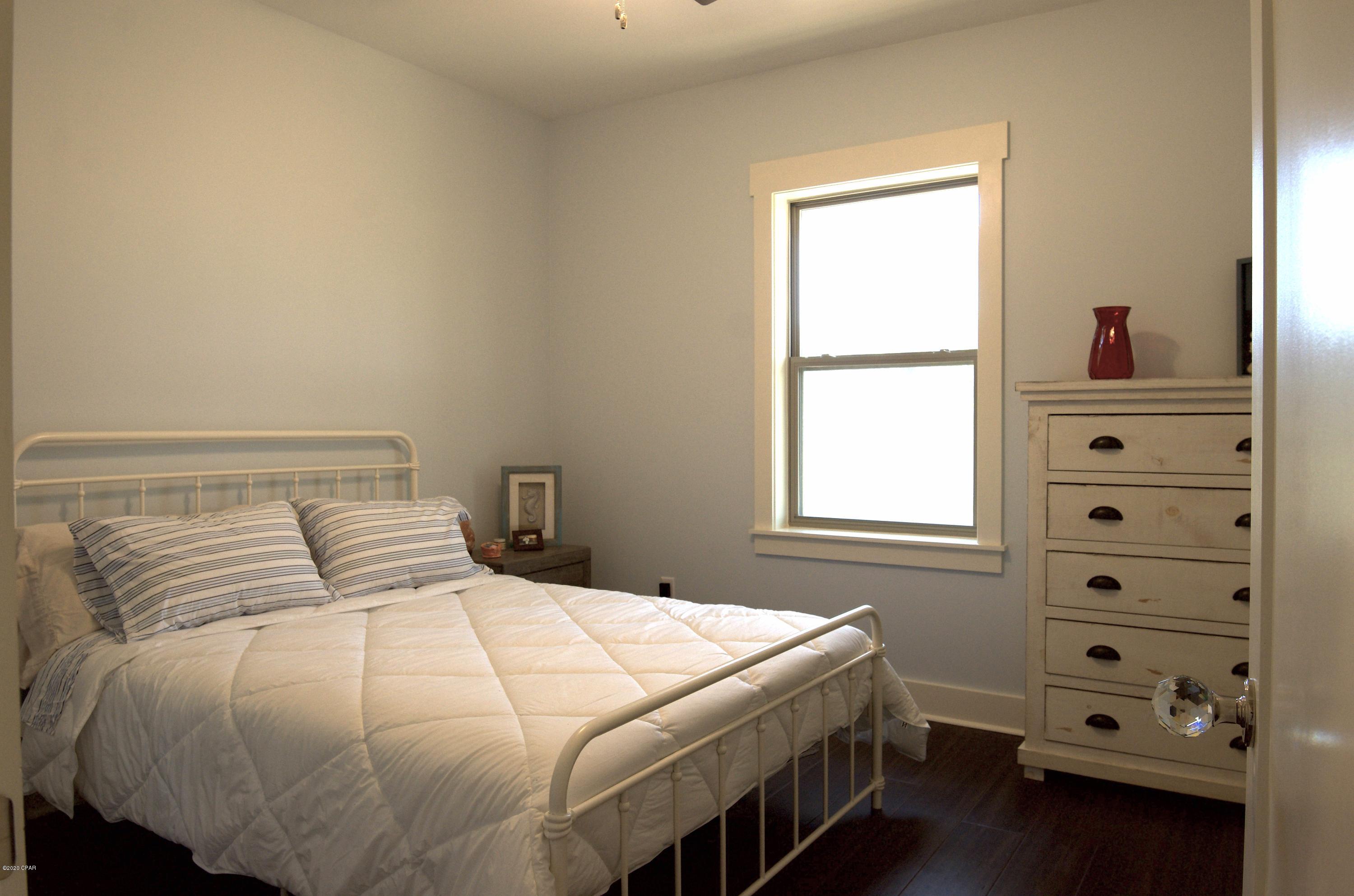 Rivercamps On Crooked Creek - Residential