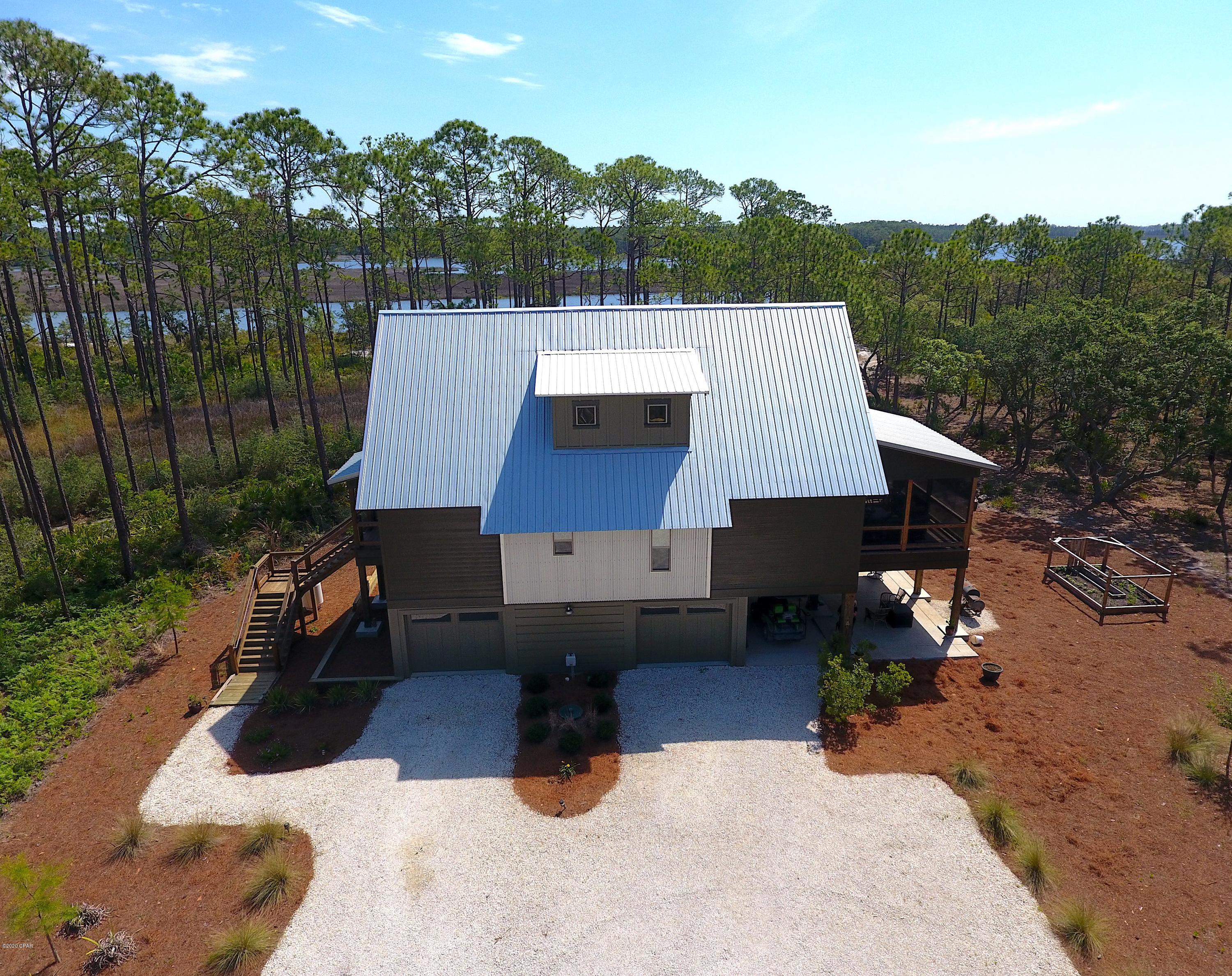 Rivercamps On Crooked Creek - Residential