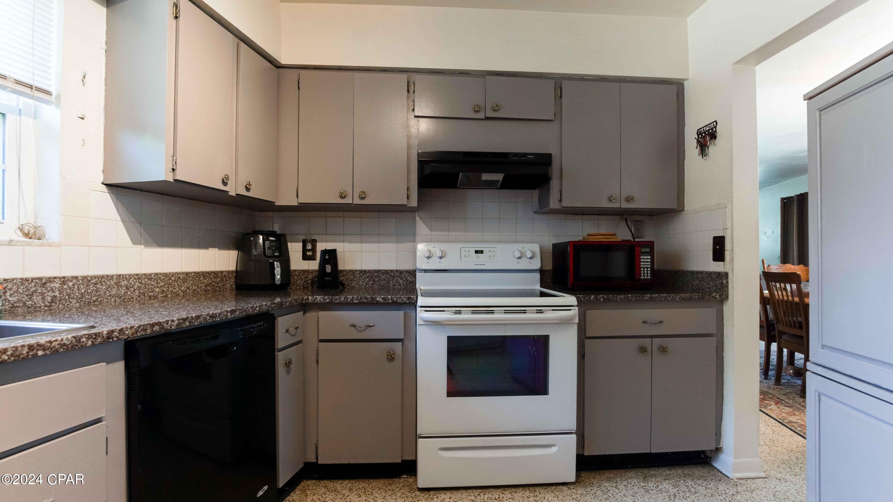 Sunny Hills - Residential