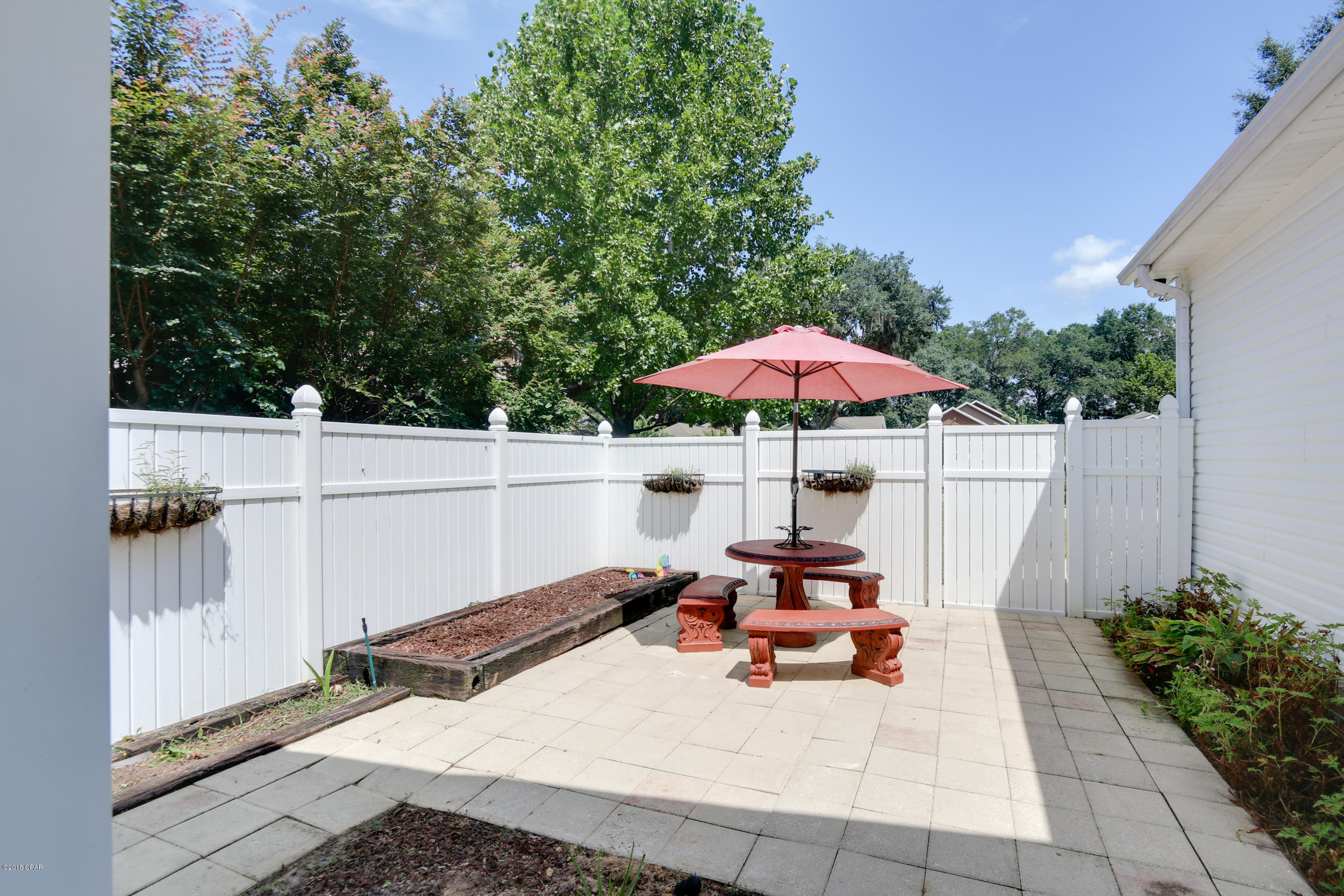 Riverside Park - Residential Lease