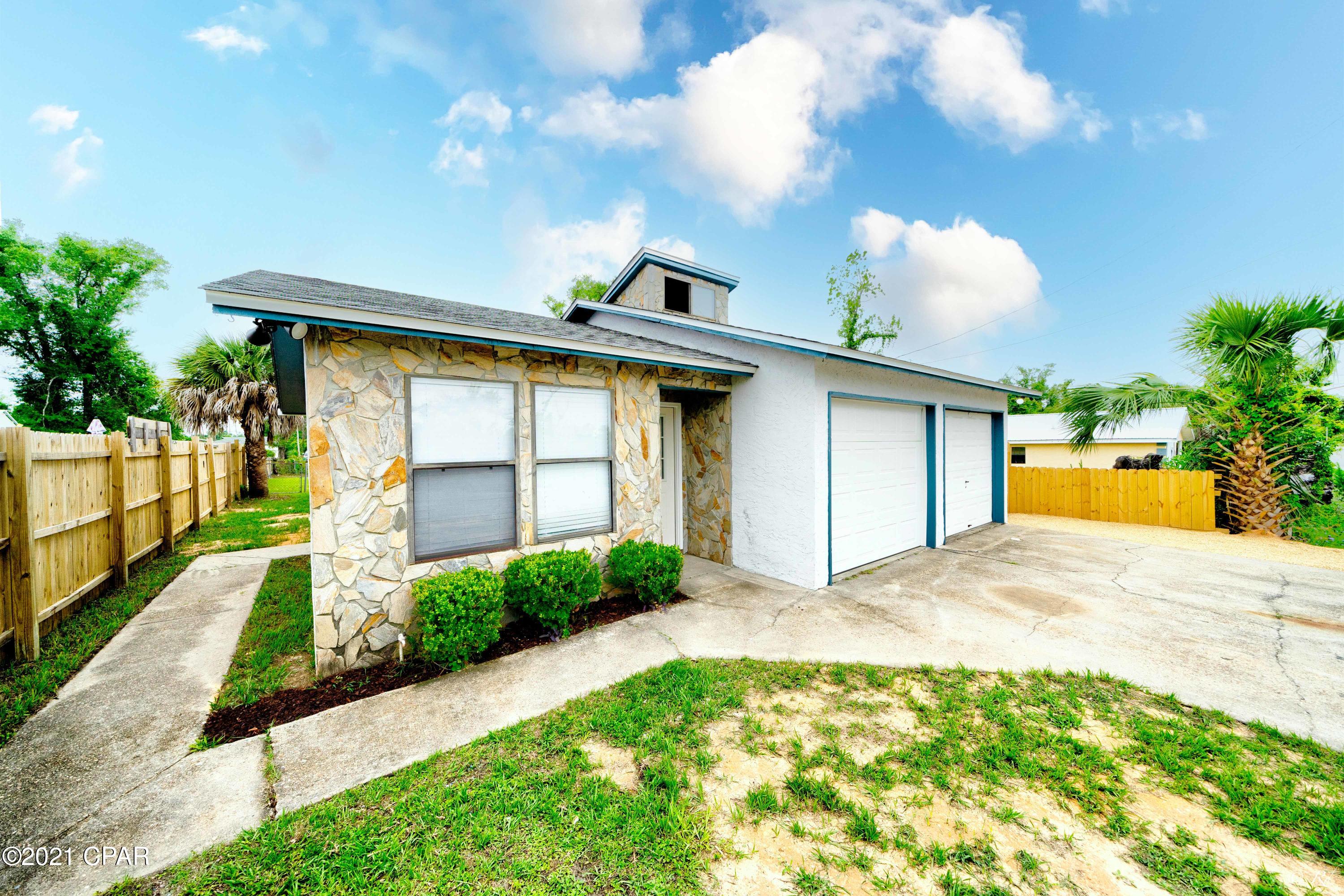 [No Recorded Subdiv] - Residential