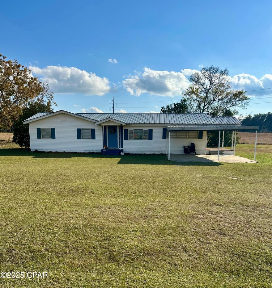 Charming 3 Bedroom Home on 1.5± Acres in Grand Ridge, FL
Discover peaceful country living with this well-kept 3 bedroom, 1 bathroom home offering just over 2,000 sq. ft. of space. Sitting on approximately 1.5 acres and surrounded by open fields, this property provides privacy, room to grow, and the quiet lifestyle many buyers are seeking.
Inside, you'll find a spacious layout with plenty of potential for personalization. Outside, the property features a large pole barn, perfect for storage, equipment, hobbies, or projects.
With no close neighbors, plenty of yard space for kids or pets to play, and an unbeatable price, this property makes an excellent starter home or country retreat.
Features:

• 3 Bedrooms / 1 Bathroom

• 2,000+ Sq. Ft.

• Pole Barn

• 1.5± Acres

• Surrounded by Open Fields

• Quiet Country Setting

• Excellent Starter Home Opportunity

Schedule your showing today!