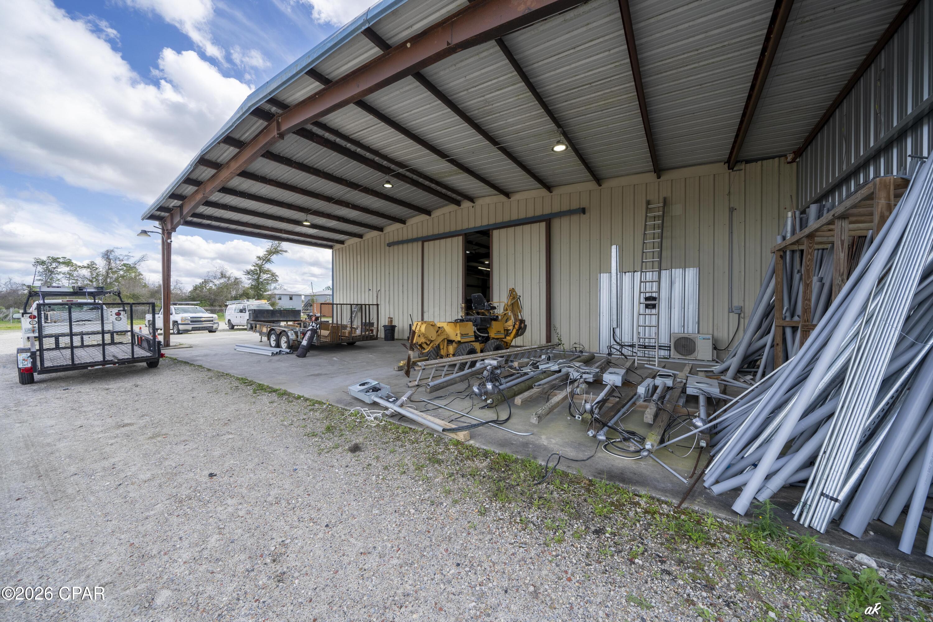 [No Recorded Subdiv] - Commercial Sale