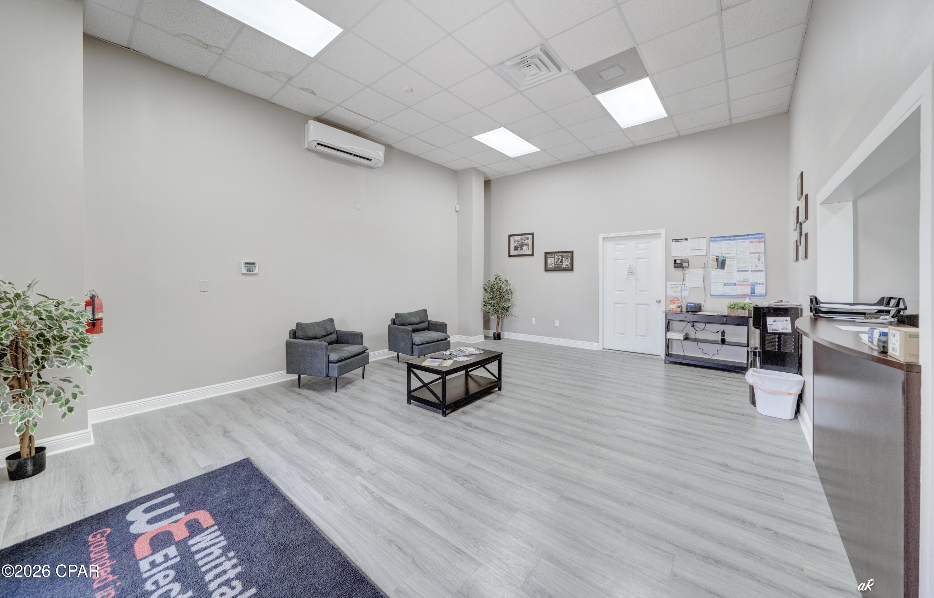 [No Recorded Subdiv] - Commercial Sale