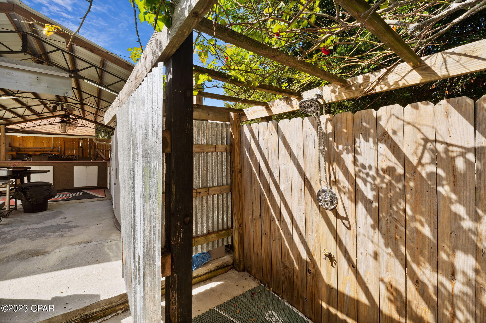 North Lagoon Oaks - Residential