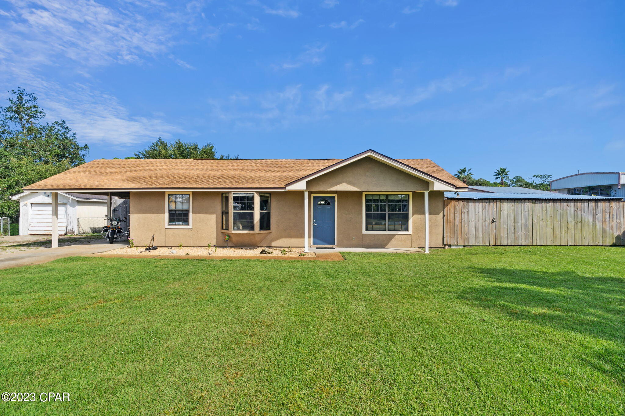 North Lagoon Oaks - Residential