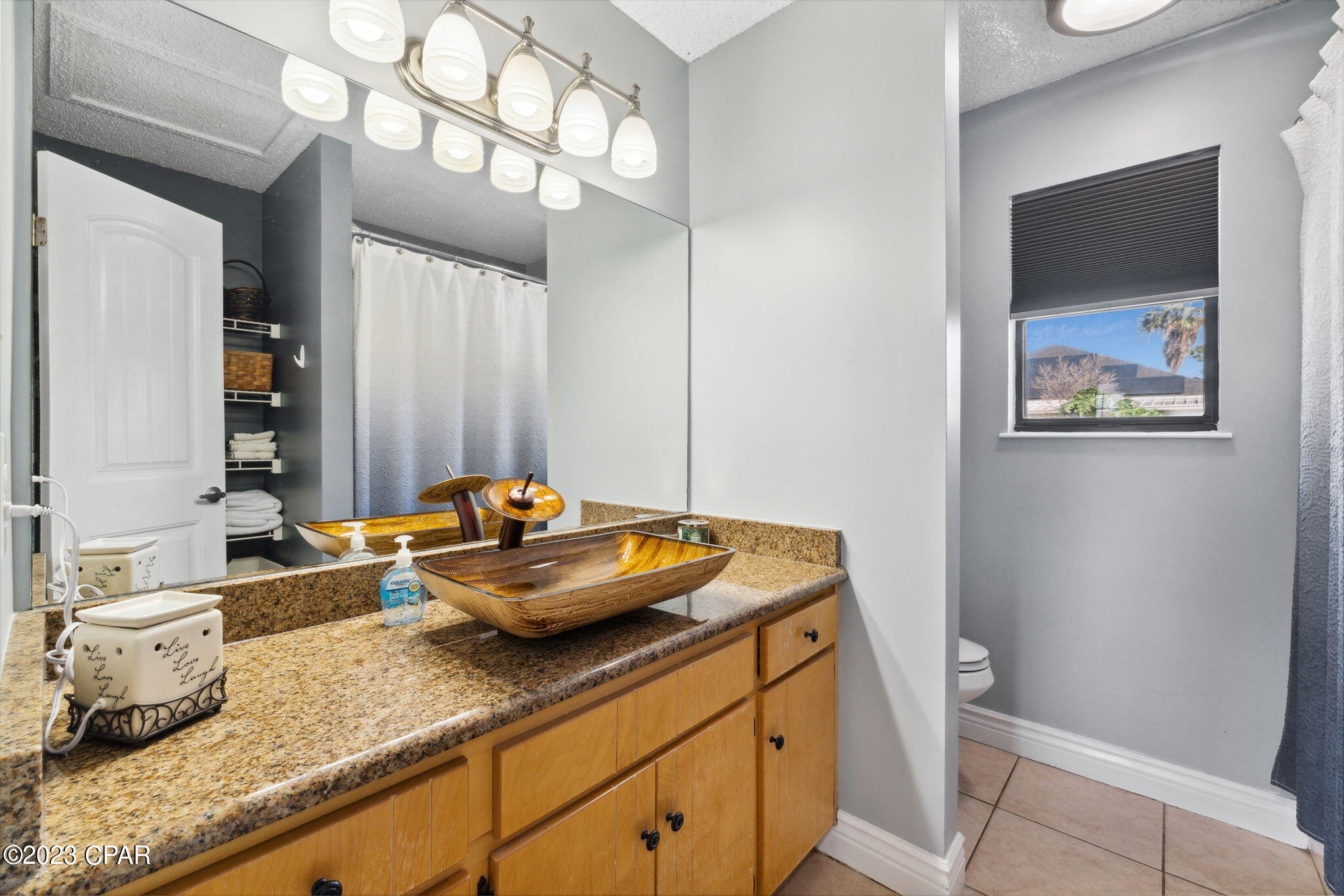 North Lagoon Oaks - Residential