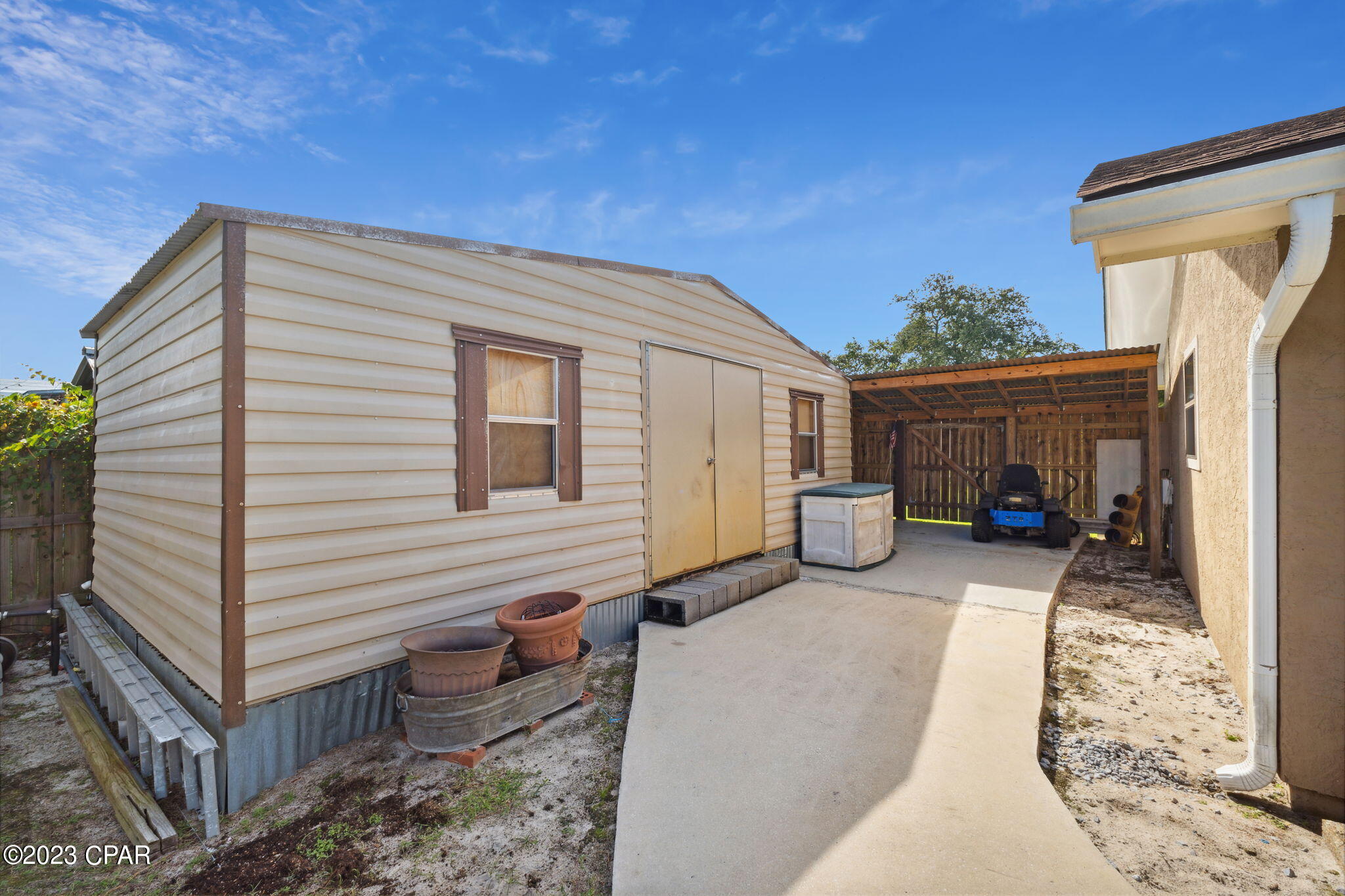 North Lagoon Oaks - Residential