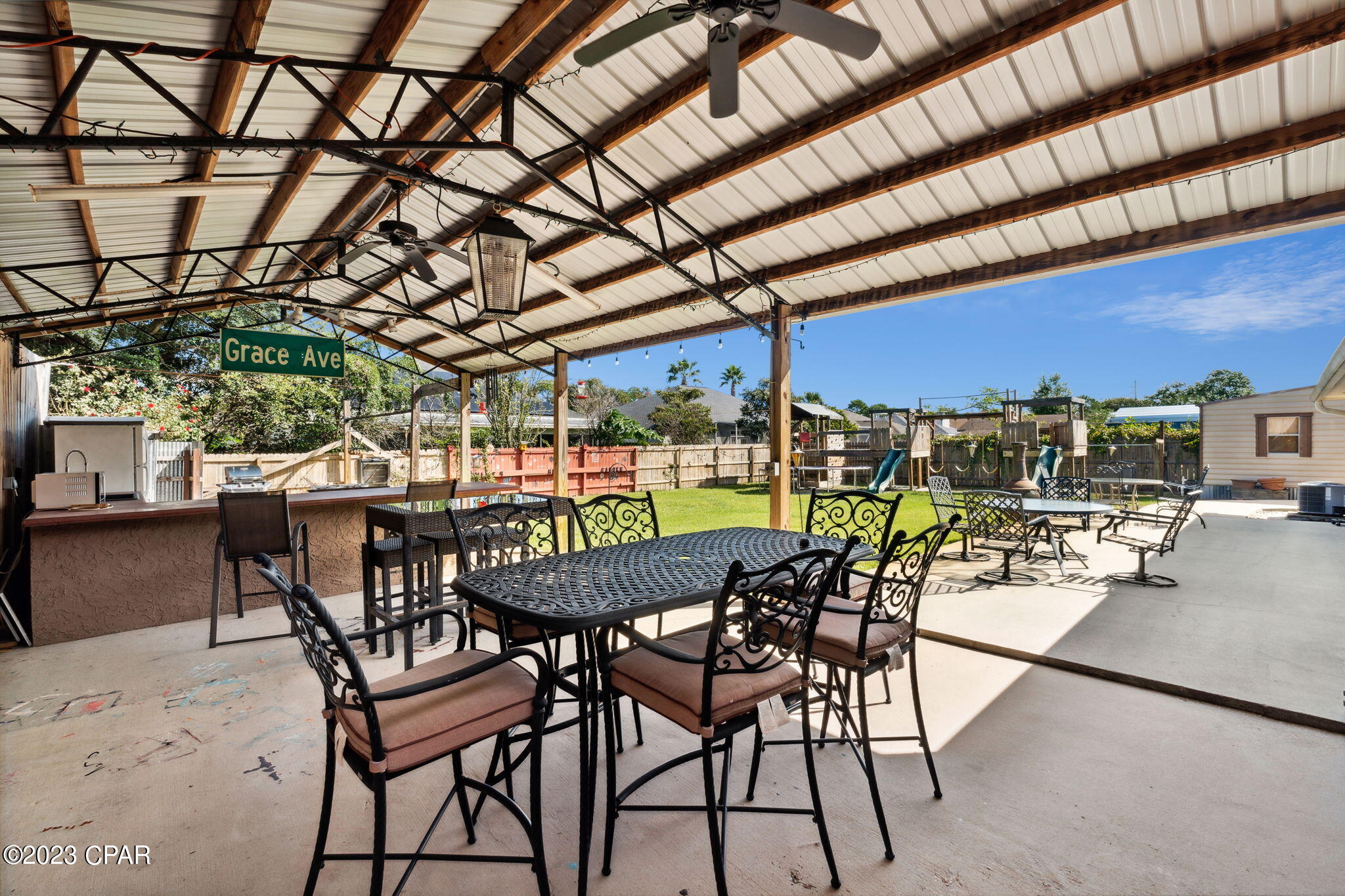 North Lagoon Oaks - Residential