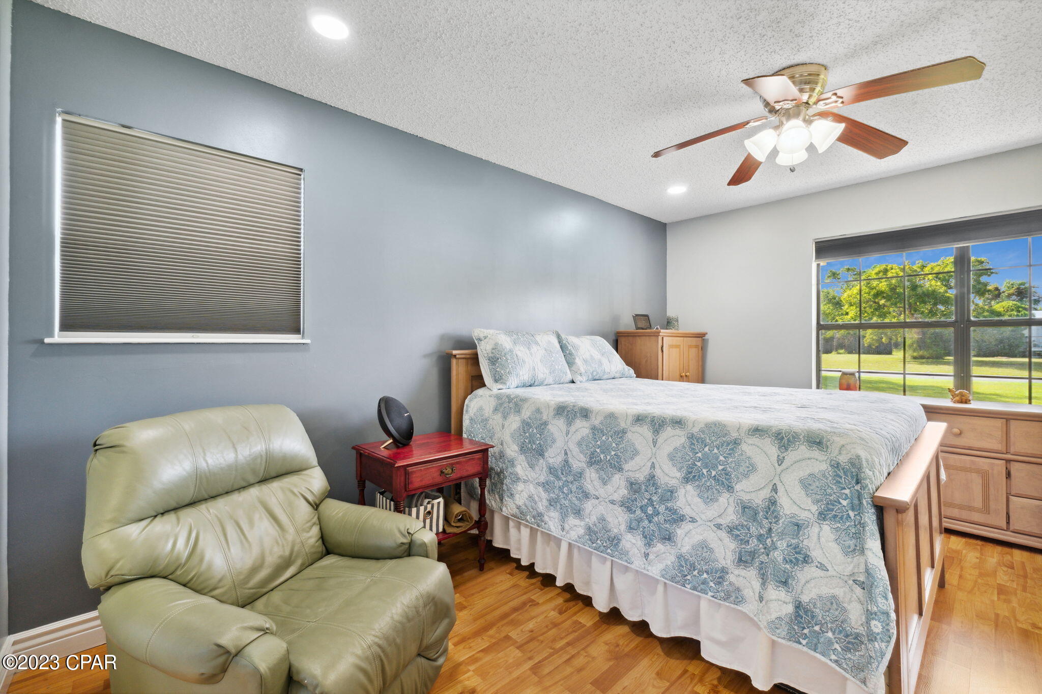 North Lagoon Oaks - Residential