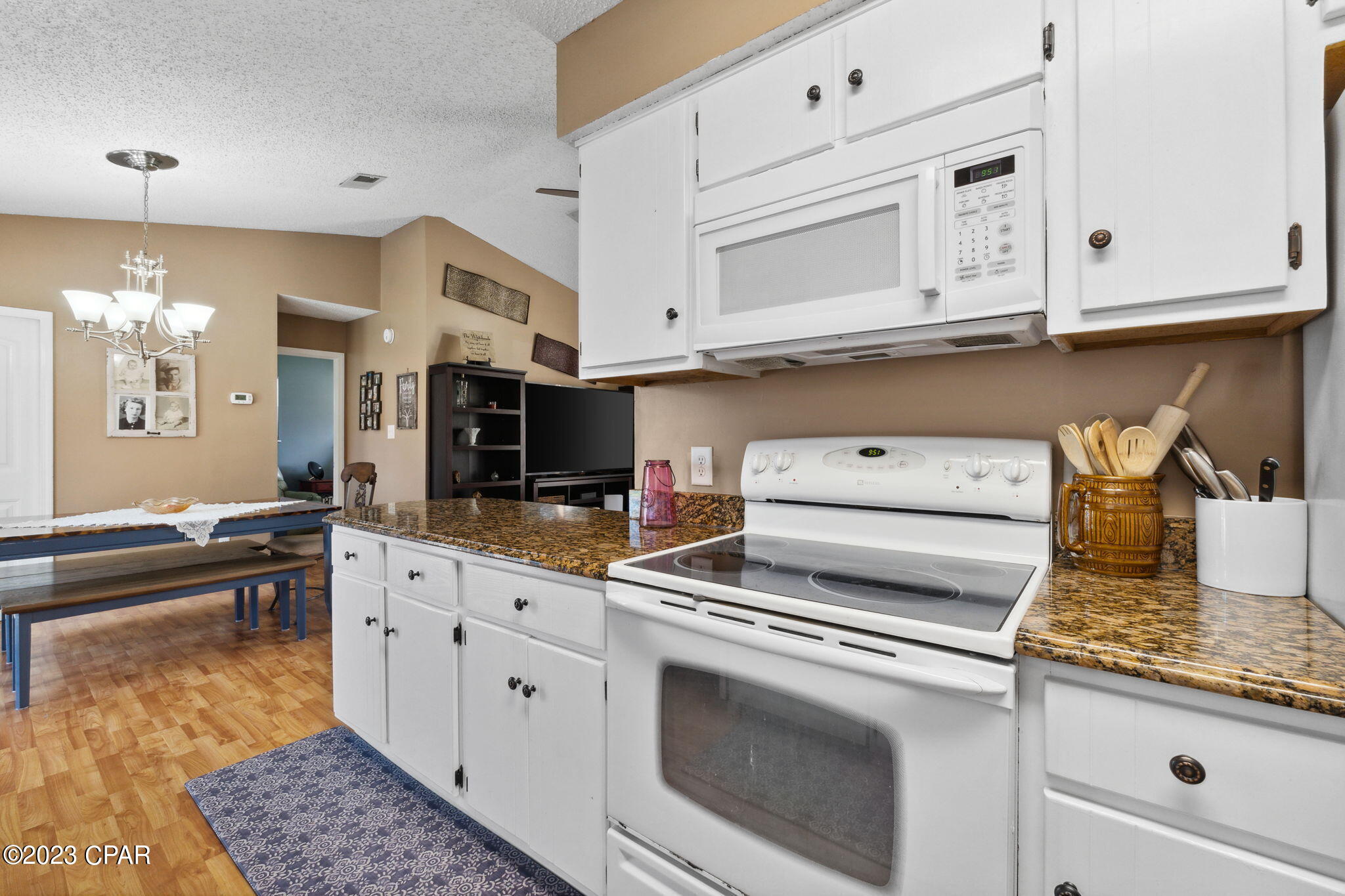 North Lagoon Oaks - Residential