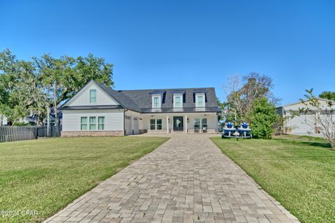 A home in Lynn Haven