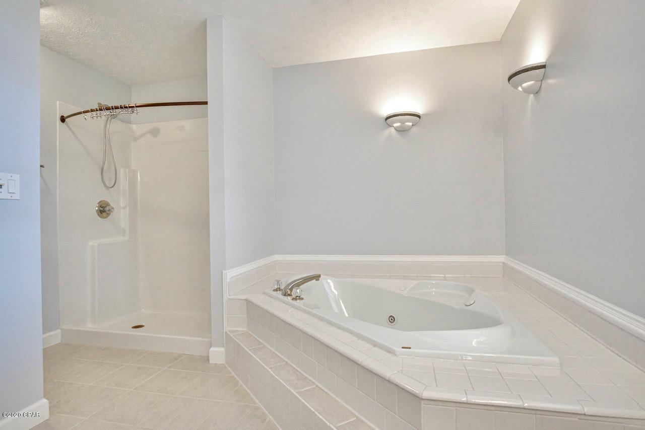 Baywood Shores Est Unit 3 - Residential