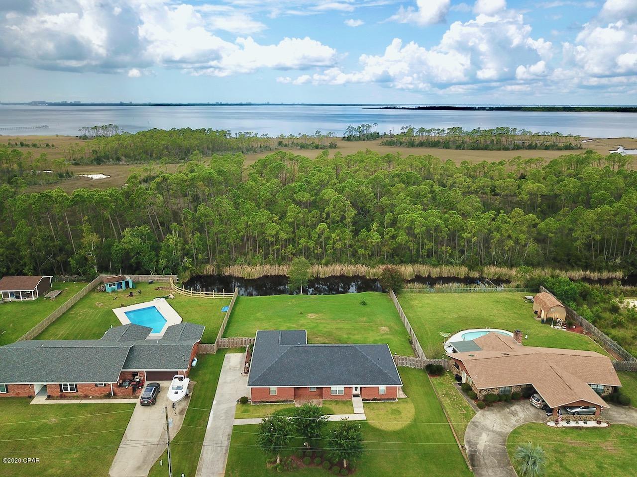 Baywood Shores Est Unit 3 - Residential