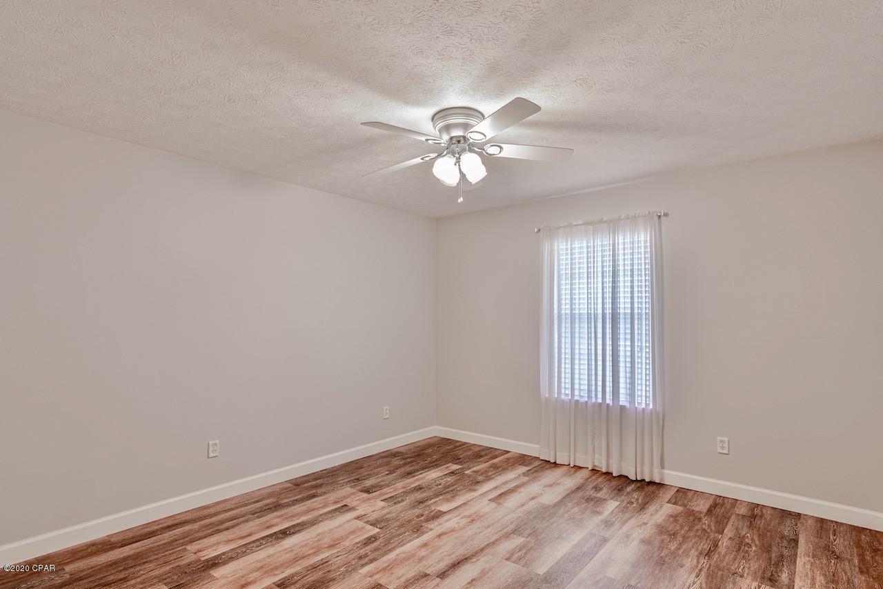 Baywood Shores Est Unit 3 - Residential