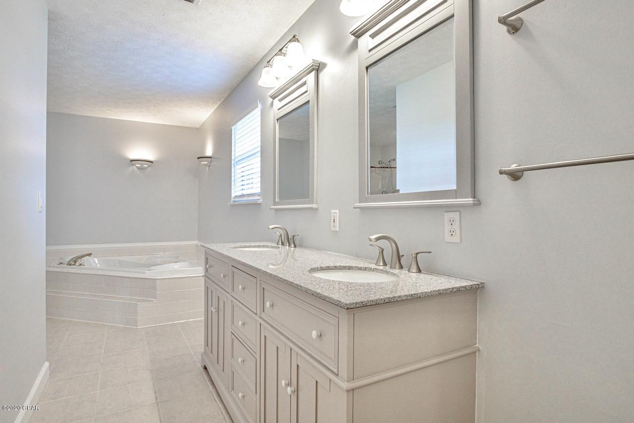 Baywood Shores Est Unit 3 - Residential