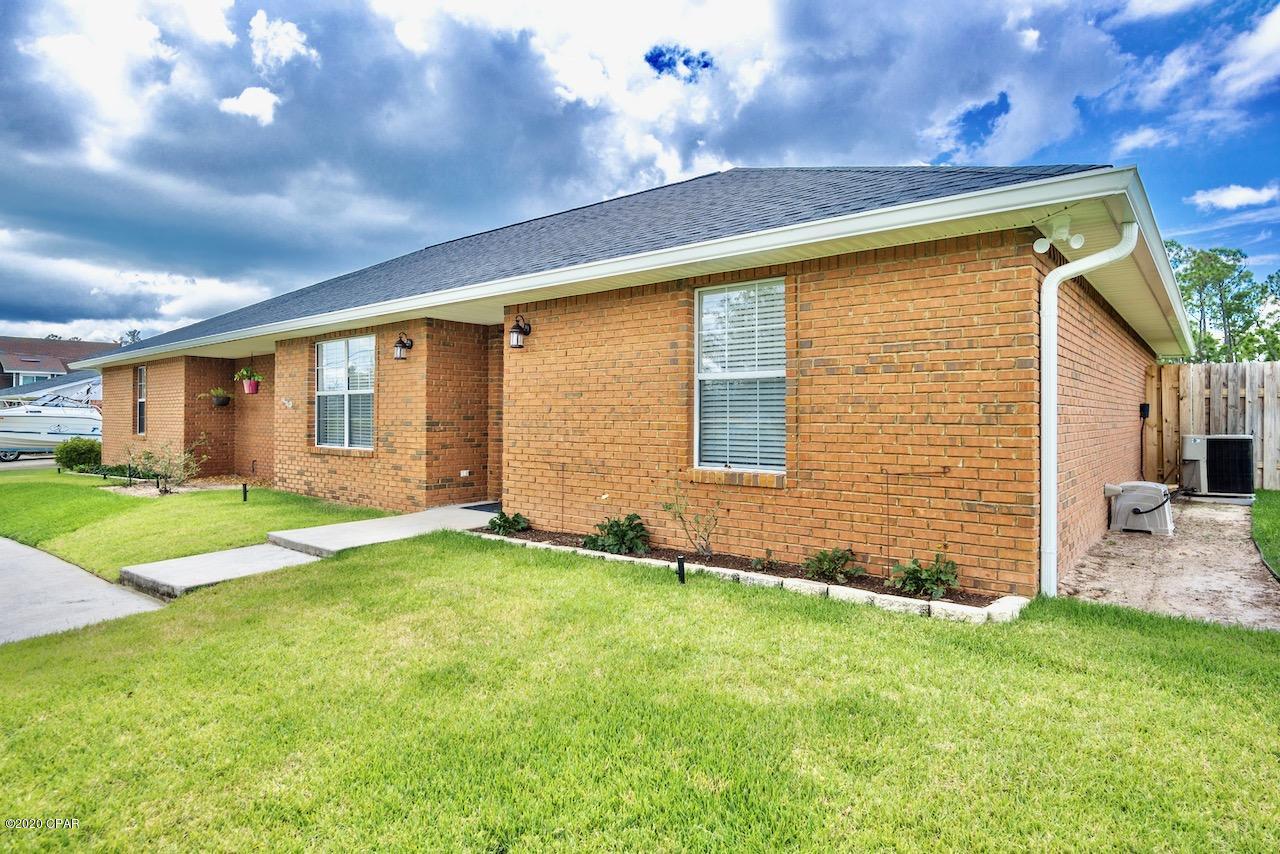 Baywood Shores Est Unit 3 - Residential