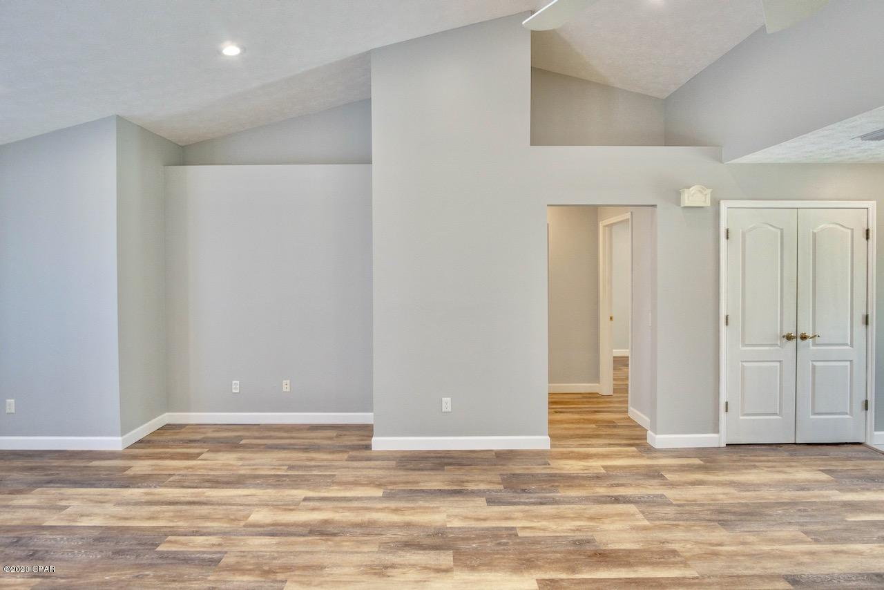 Baywood Shores Est Unit 3 - Residential