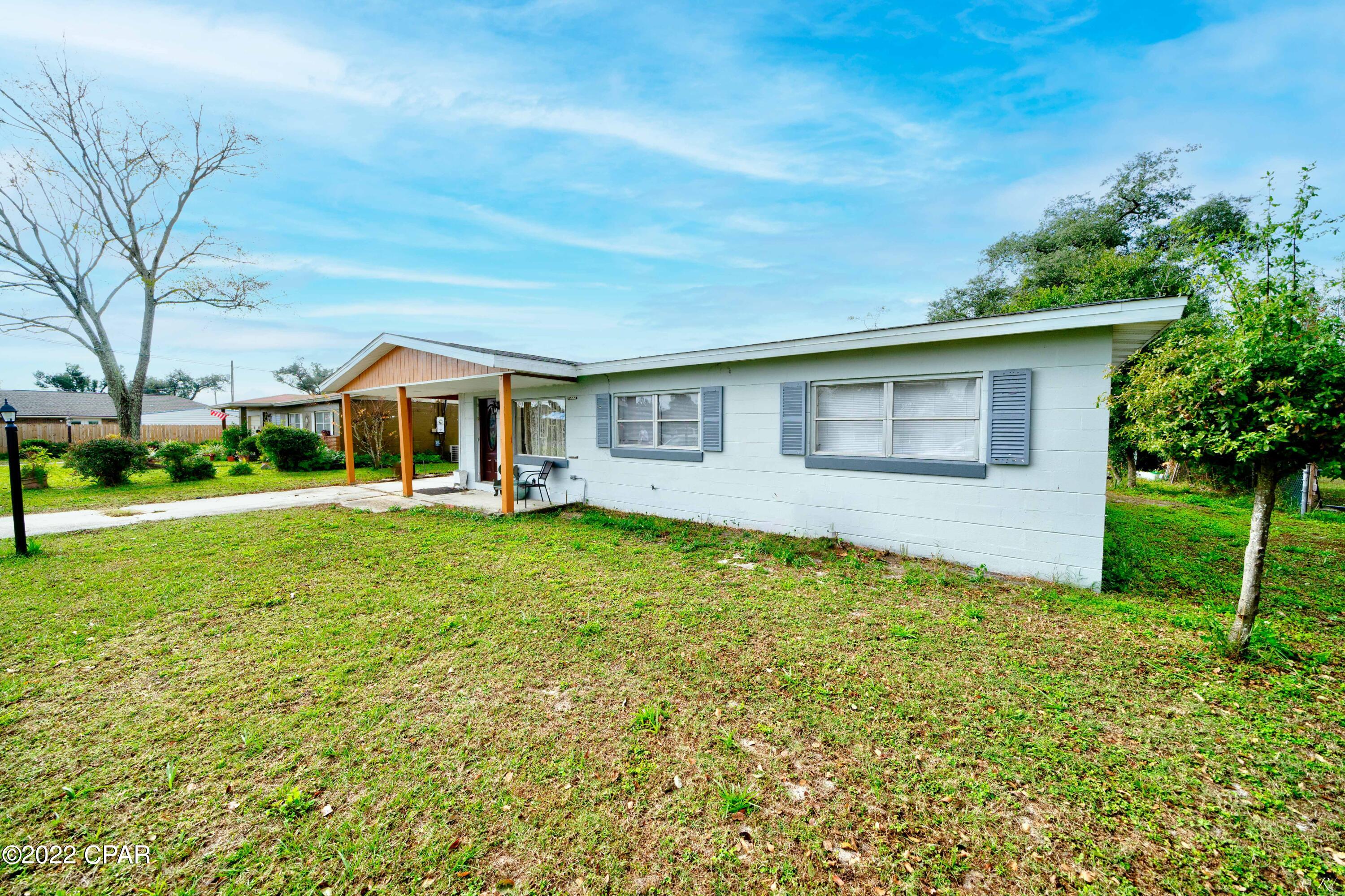 Parkway Manor - Residential