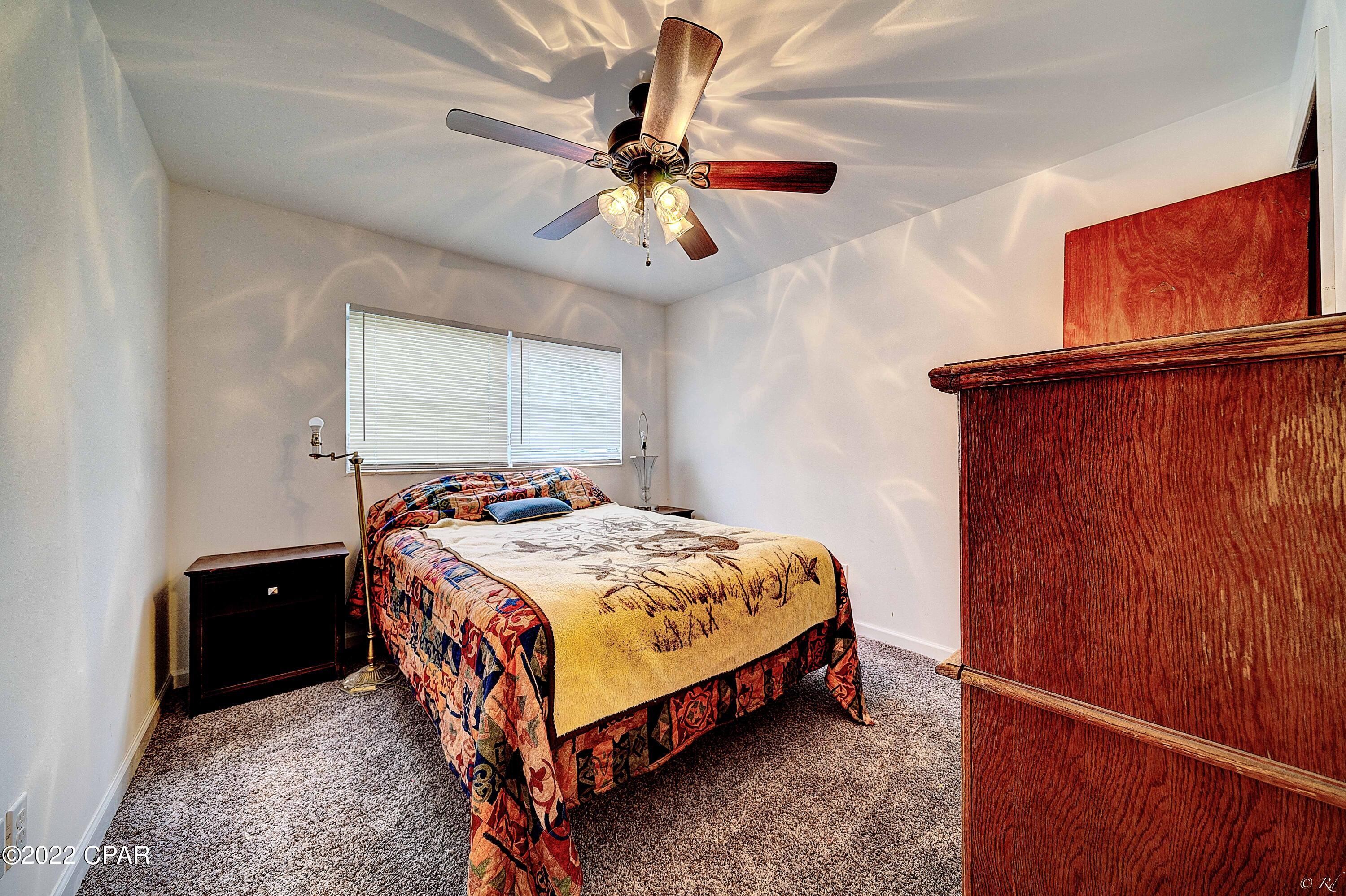 Parkway Manor - Residential