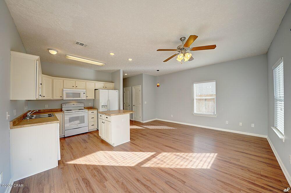 Pines 3rd Add Replat - Residential