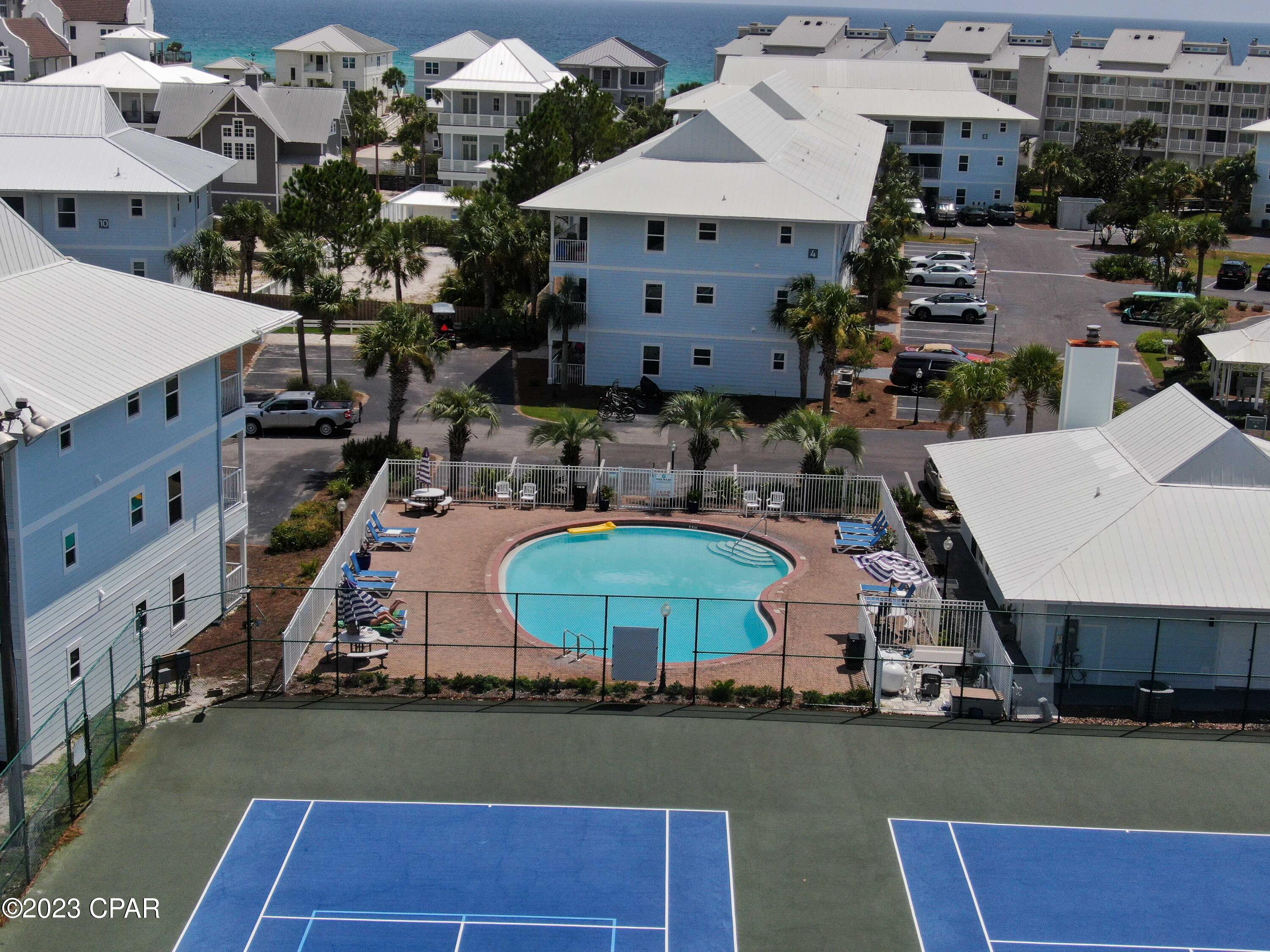 Beachside Villas Condo - Residential