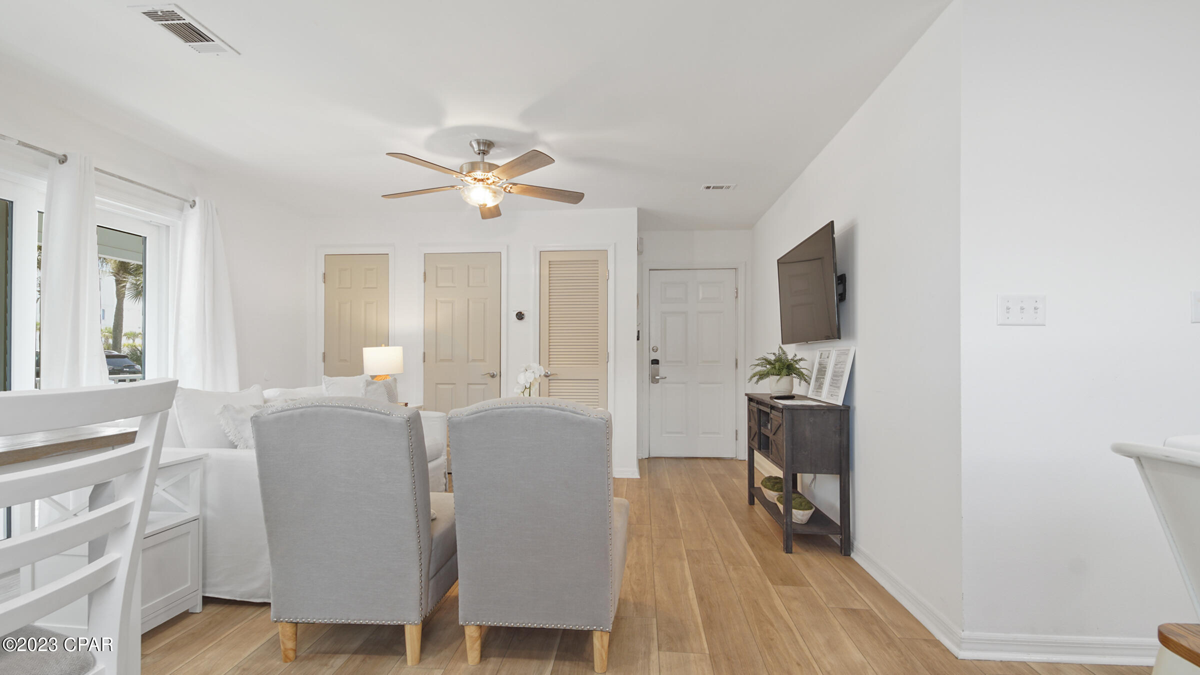 Beachside Villas Condo - Residential