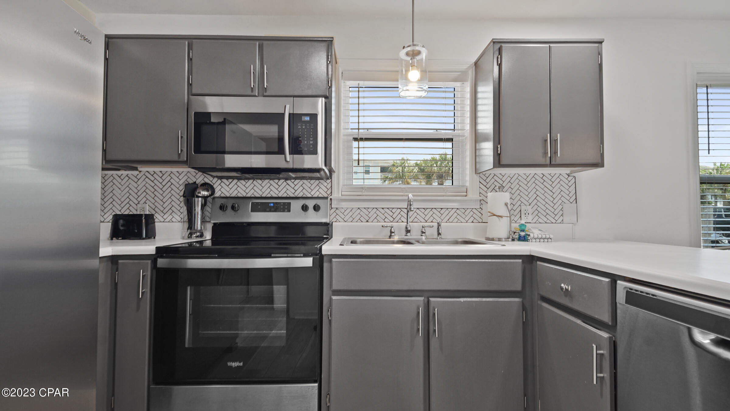 Beachside Villas Condo - Residential