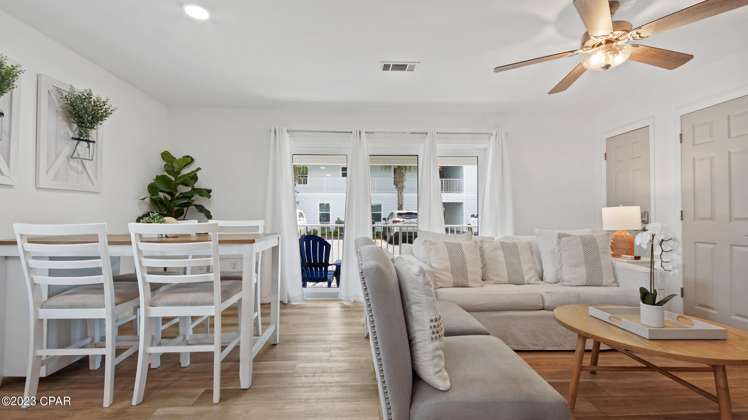 Beachside Villas Condo - Residential