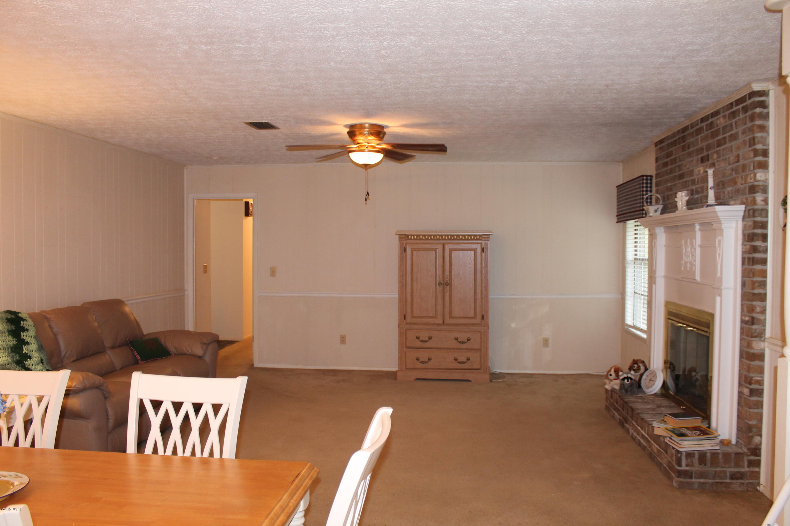 College Point 1st Add - Residential