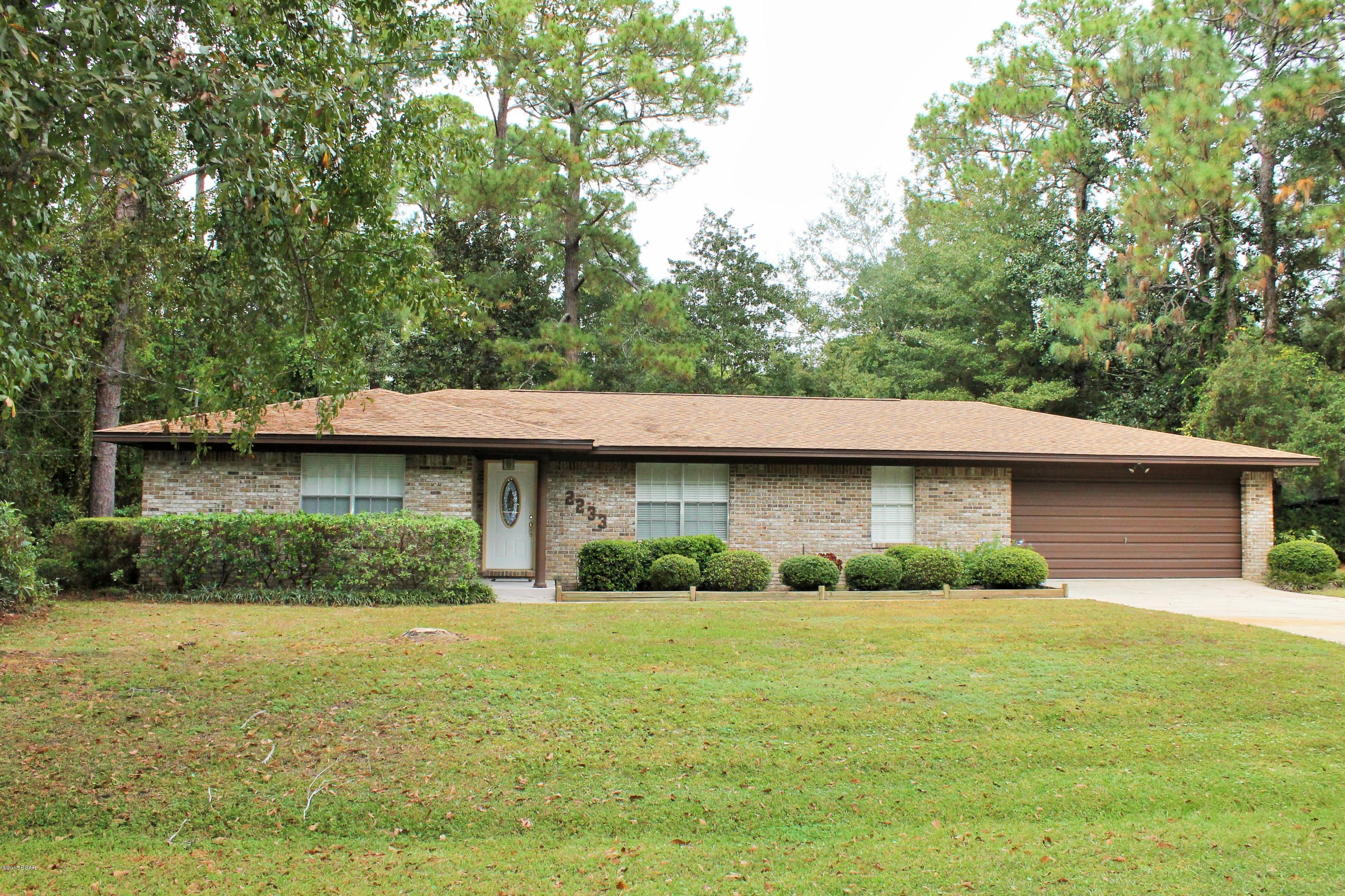 College Point 1st Add - Residential