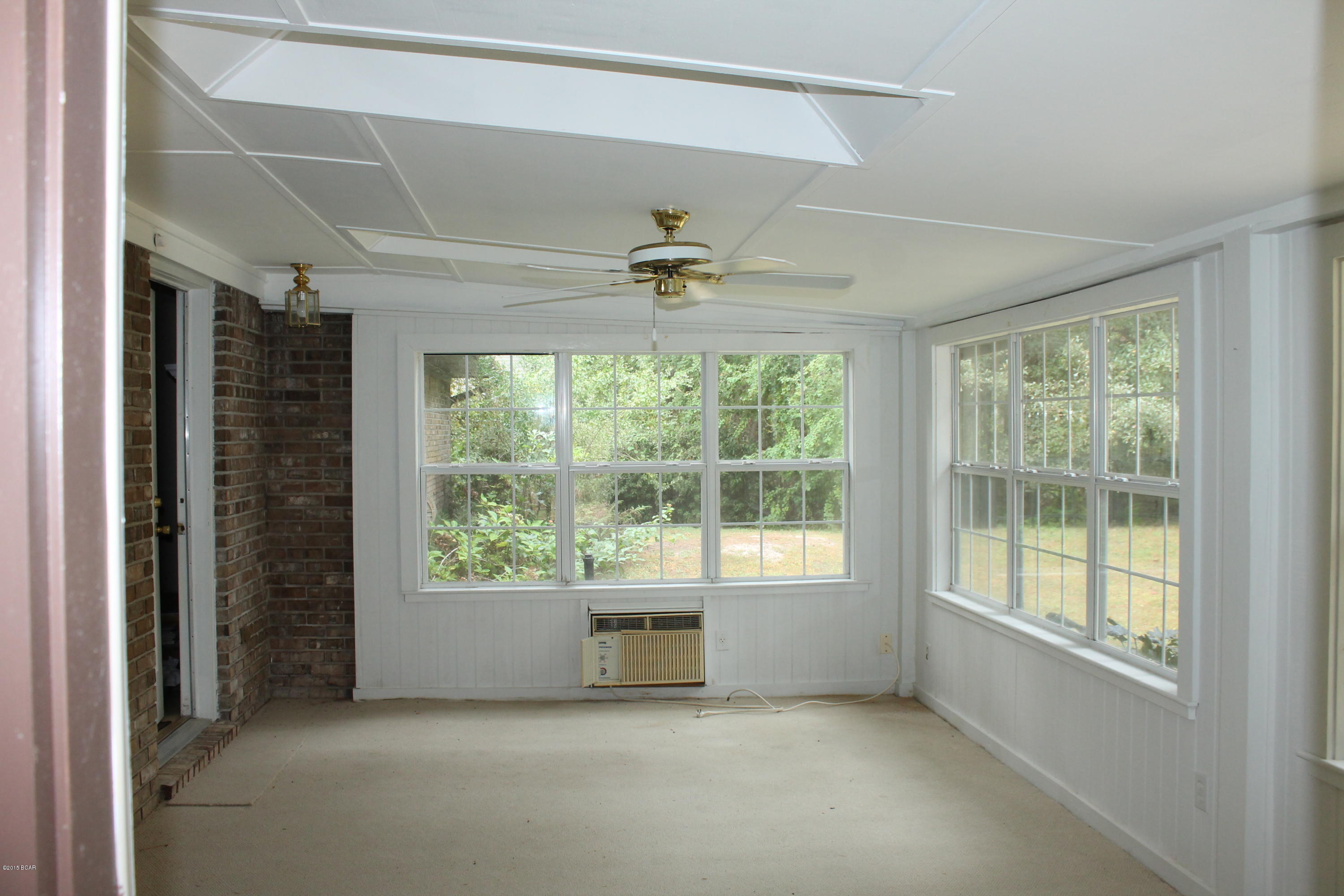 College Point 1st Add - Residential