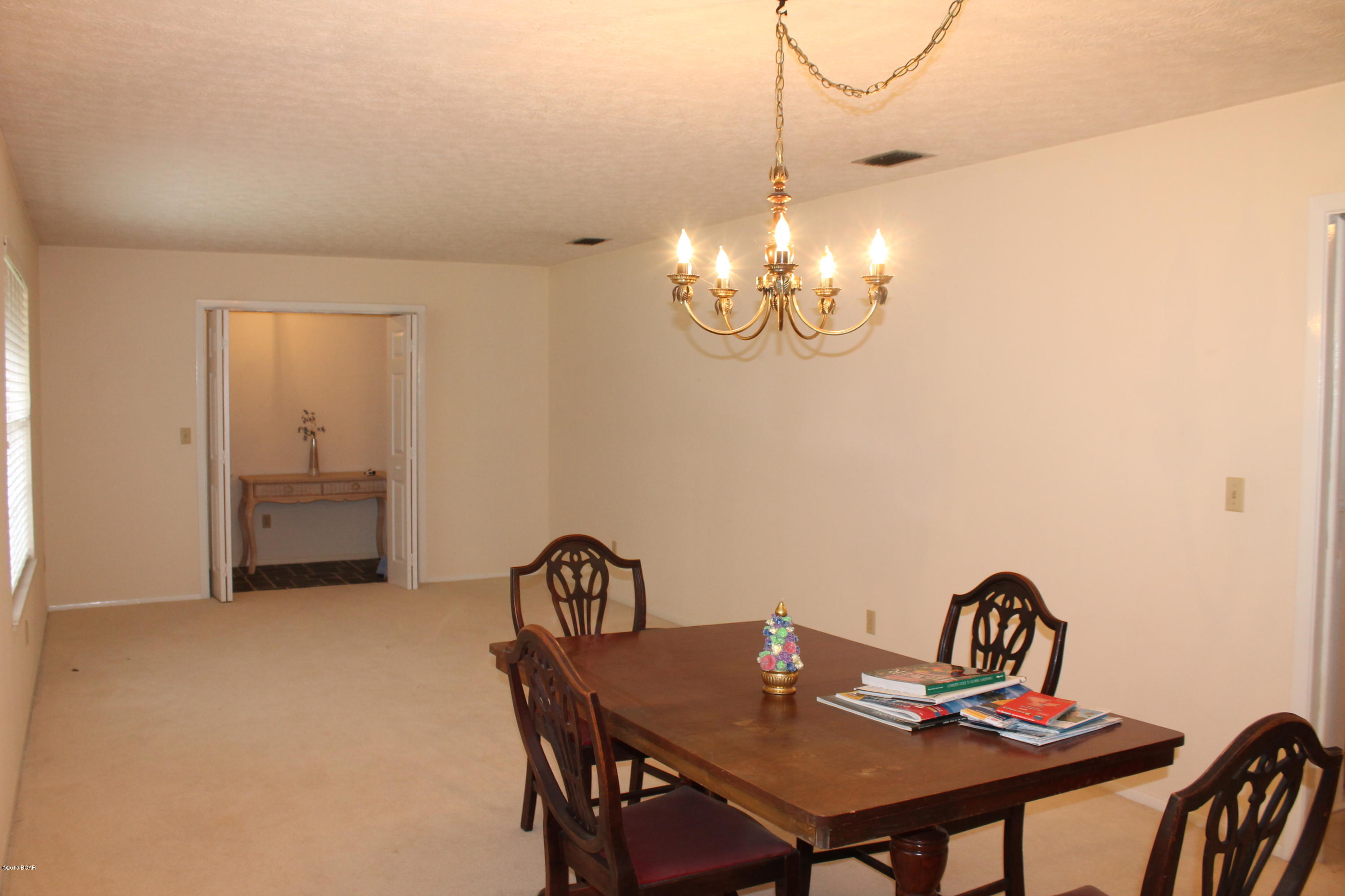 College Point 1st Add - Residential