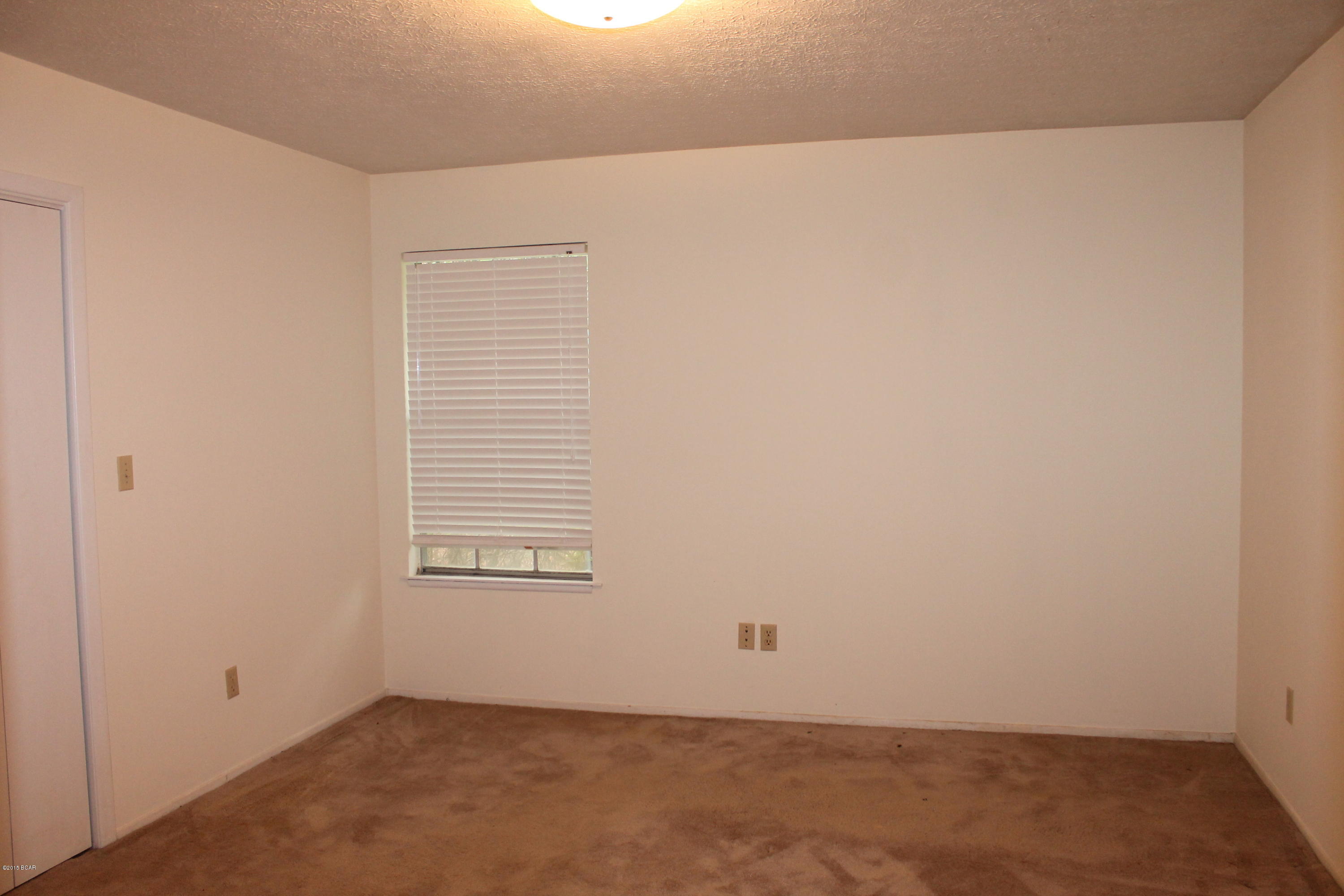 College Point 1st Add - Residential