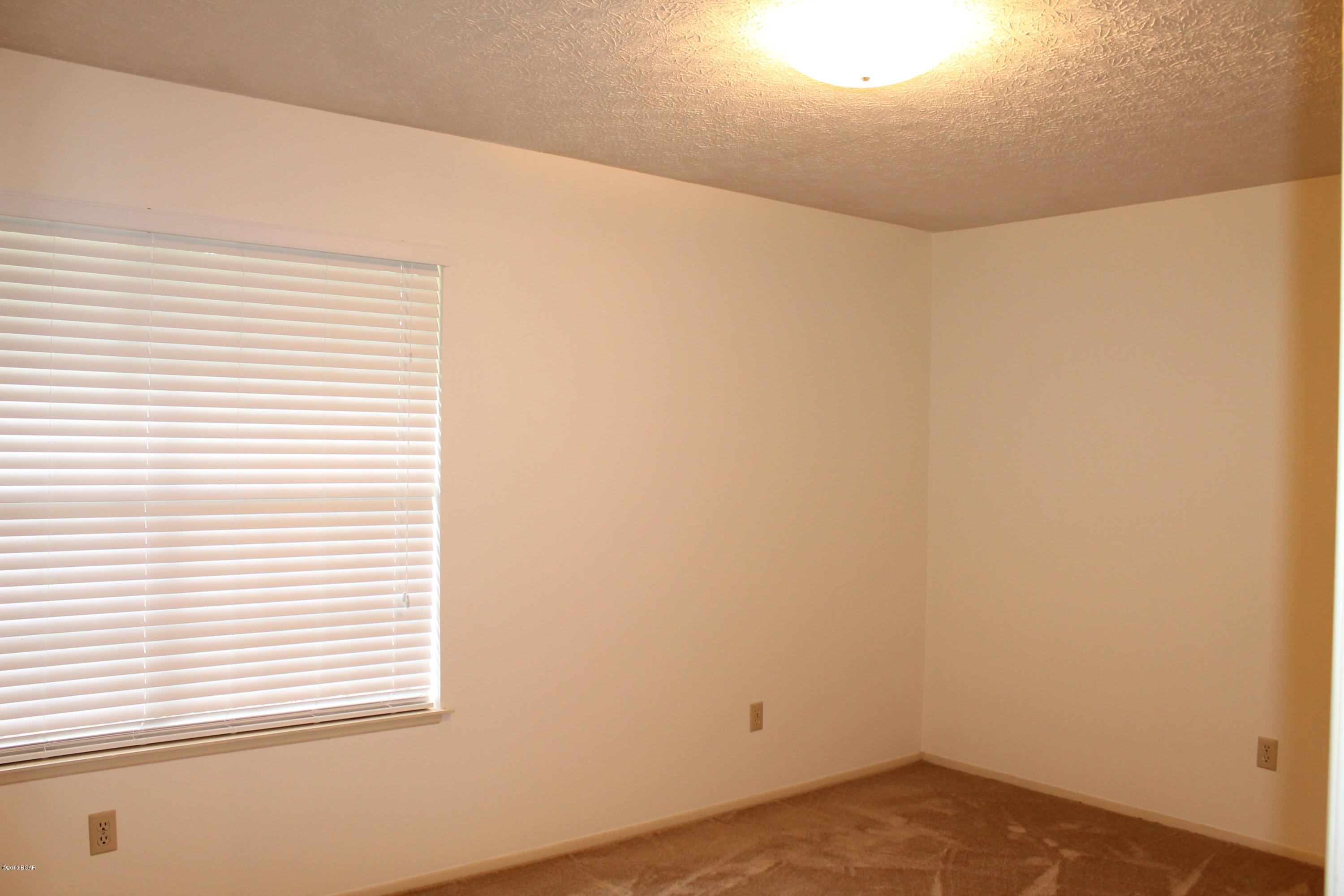 College Point 1st Add - Residential