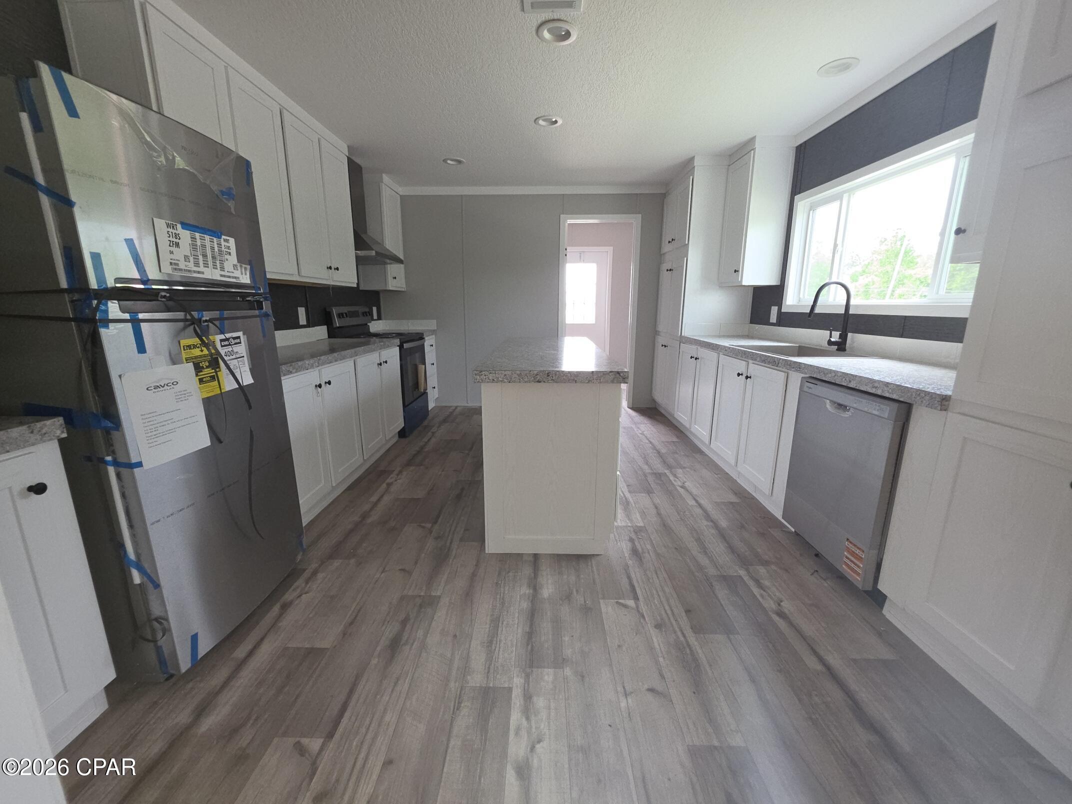 Compass Lake Hills Unit 6 - Residential
