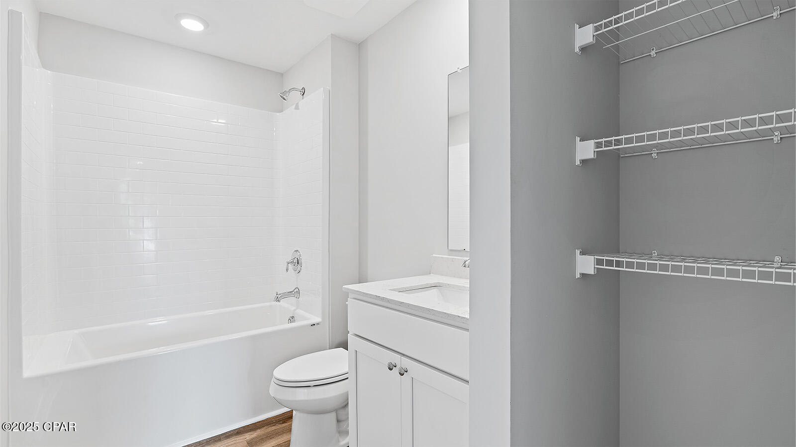 Colonial Landing - Residential